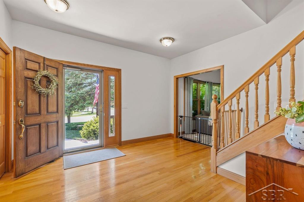 403 Shirewood Lane, Midland, MI 48642 — Photo 11