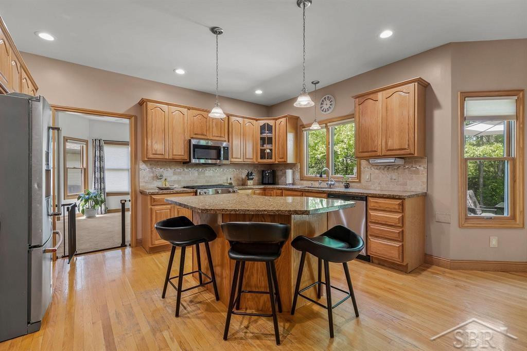 403 Shirewood Lane, Midland, MI 48642 — Photo 12