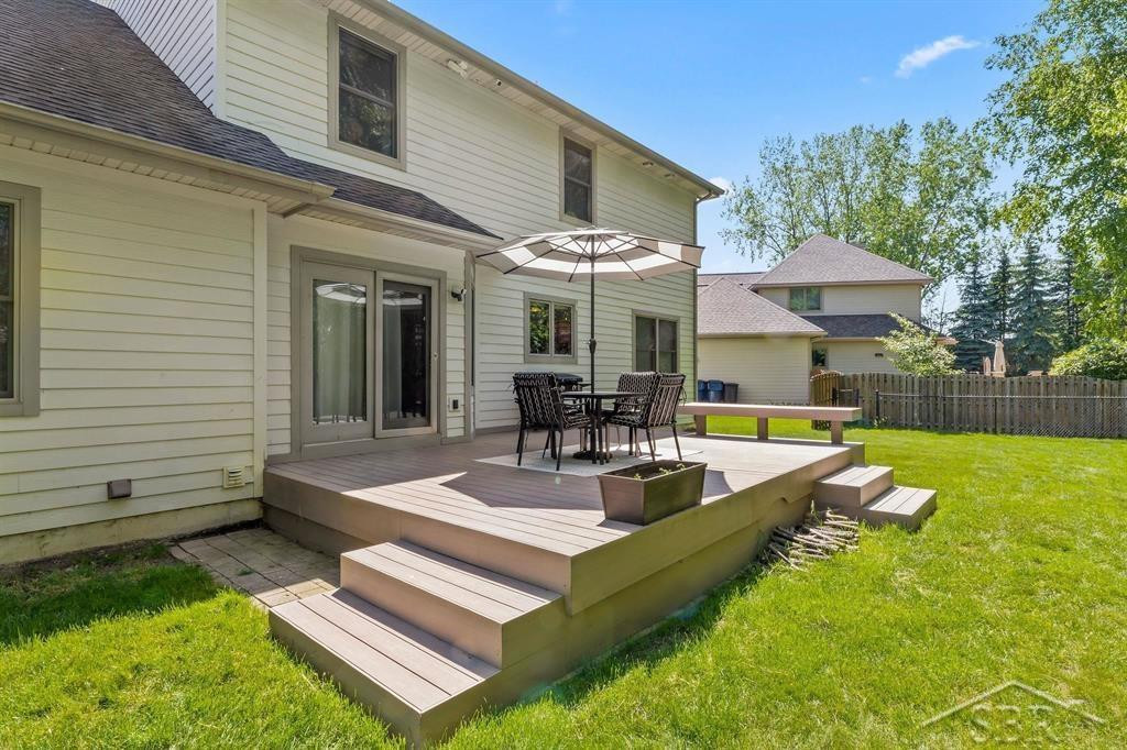 403 Shirewood Lane, Midland, MI 48642 — Photo 31