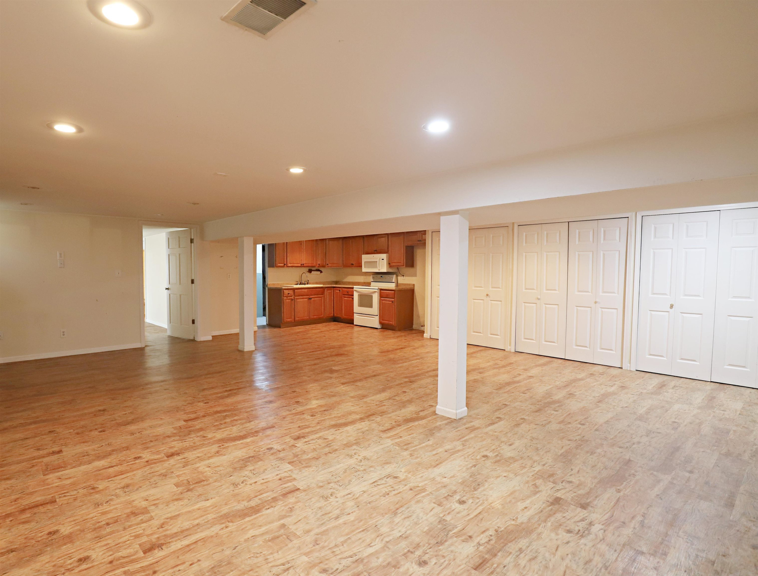 6285 Chicago Road, Flushing, MI 48433 — Photo 21