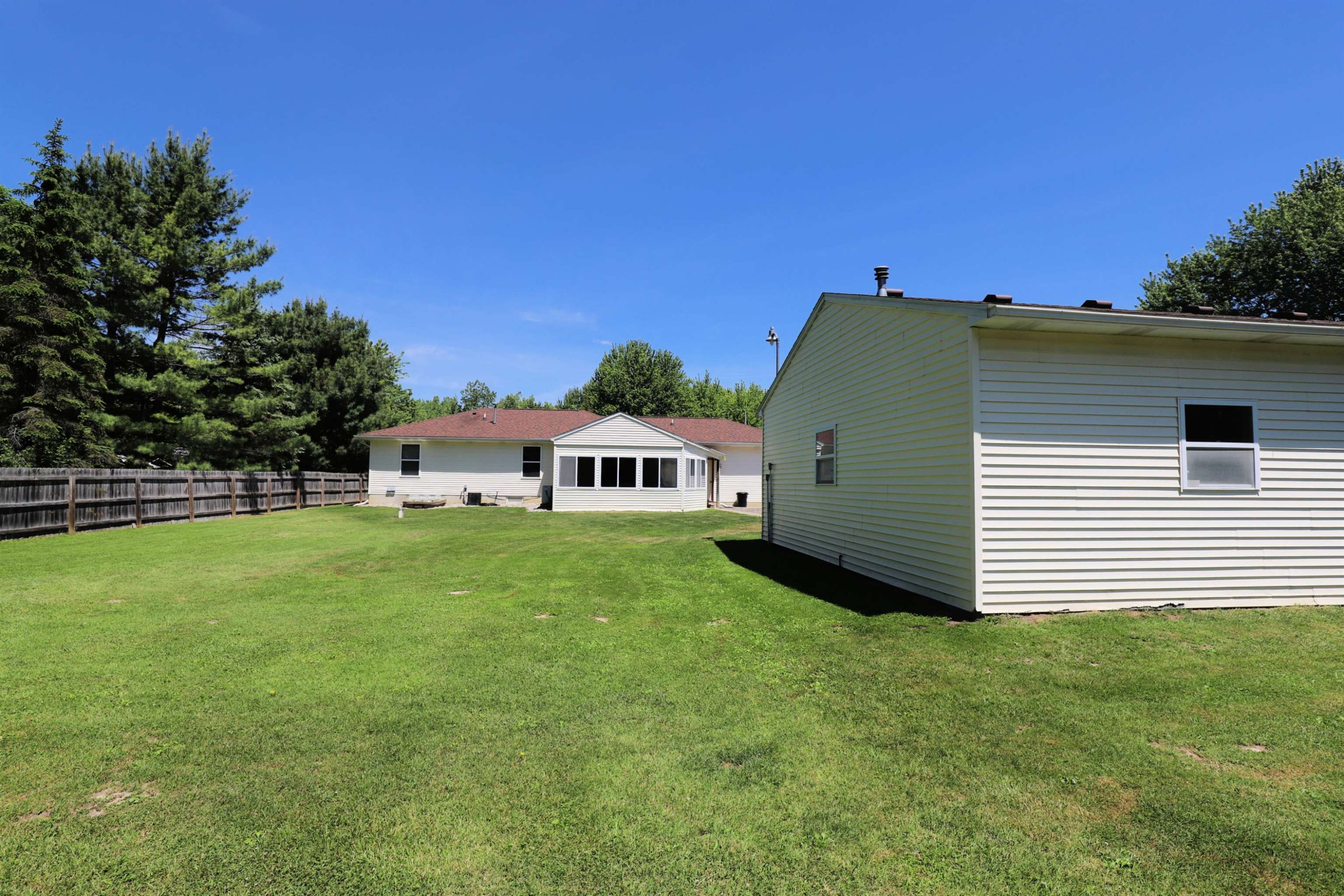 6285 Chicago Road, Flushing, MI 48433 — Photo 36