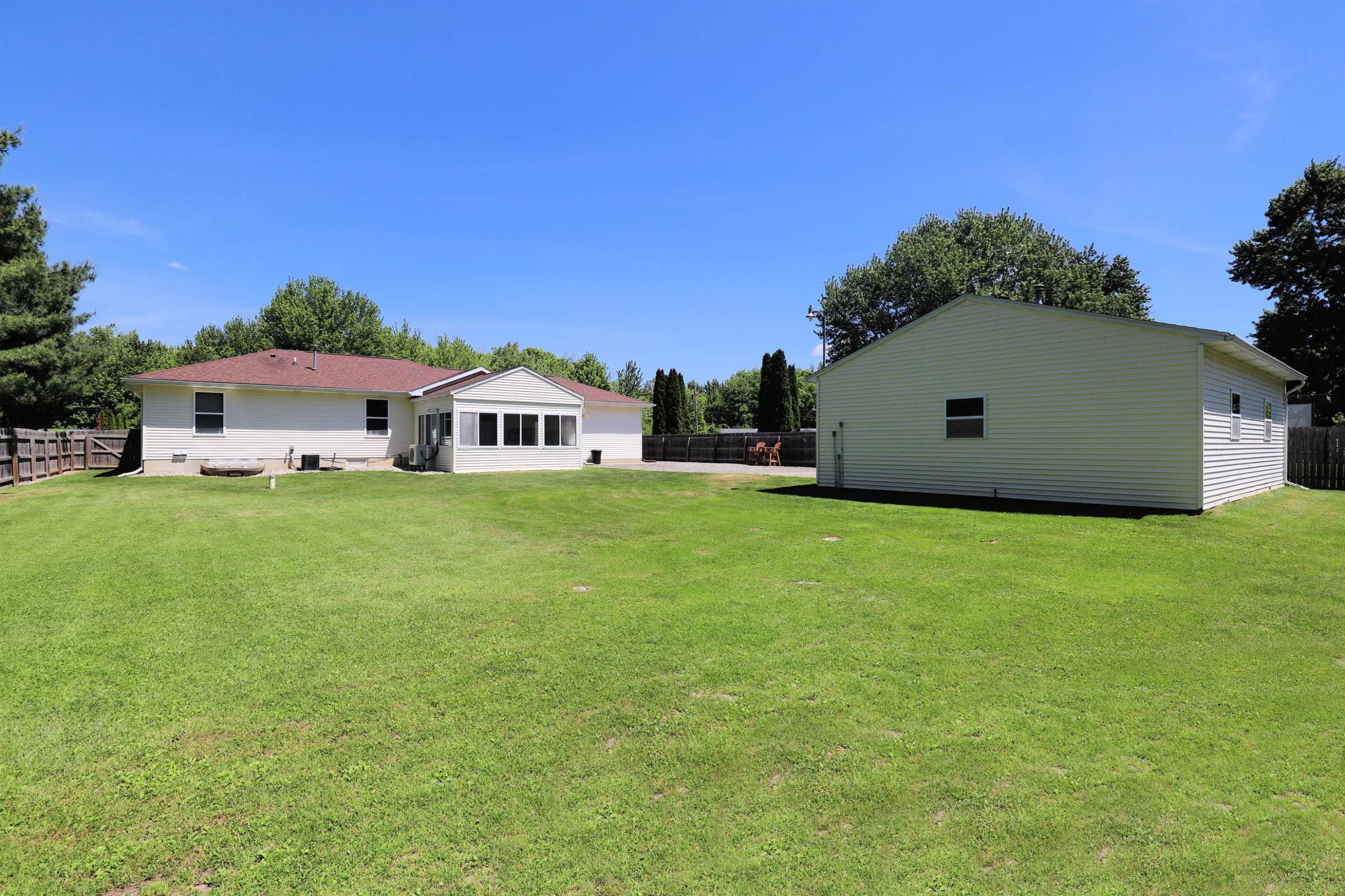 6285 Chicago Road, Flushing, MI 48433 — Photo 37