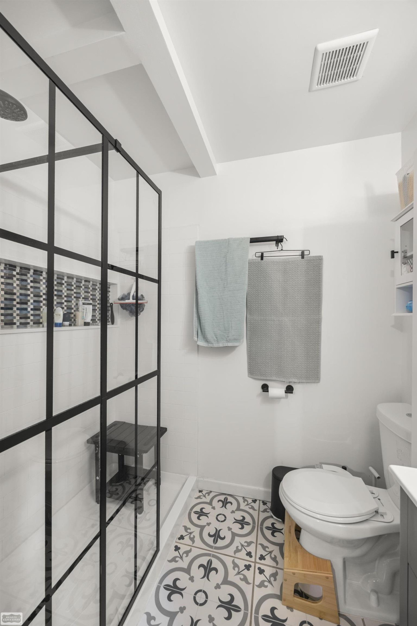 10732 N Oak Drive, Ferndale, MI 48220 — Photo 11
