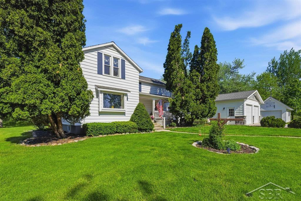 2775 E Siebert Road, Midland, MI 48642 — Photo 2