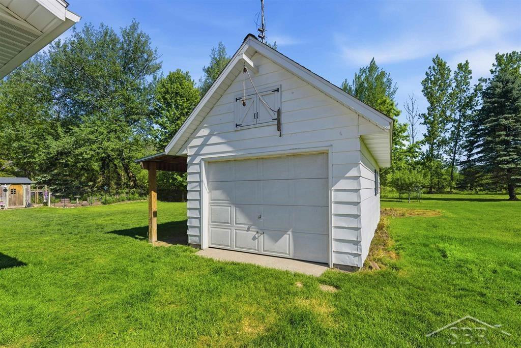 2775 E Siebert Road, Midland, MI 48642 — Photo 41