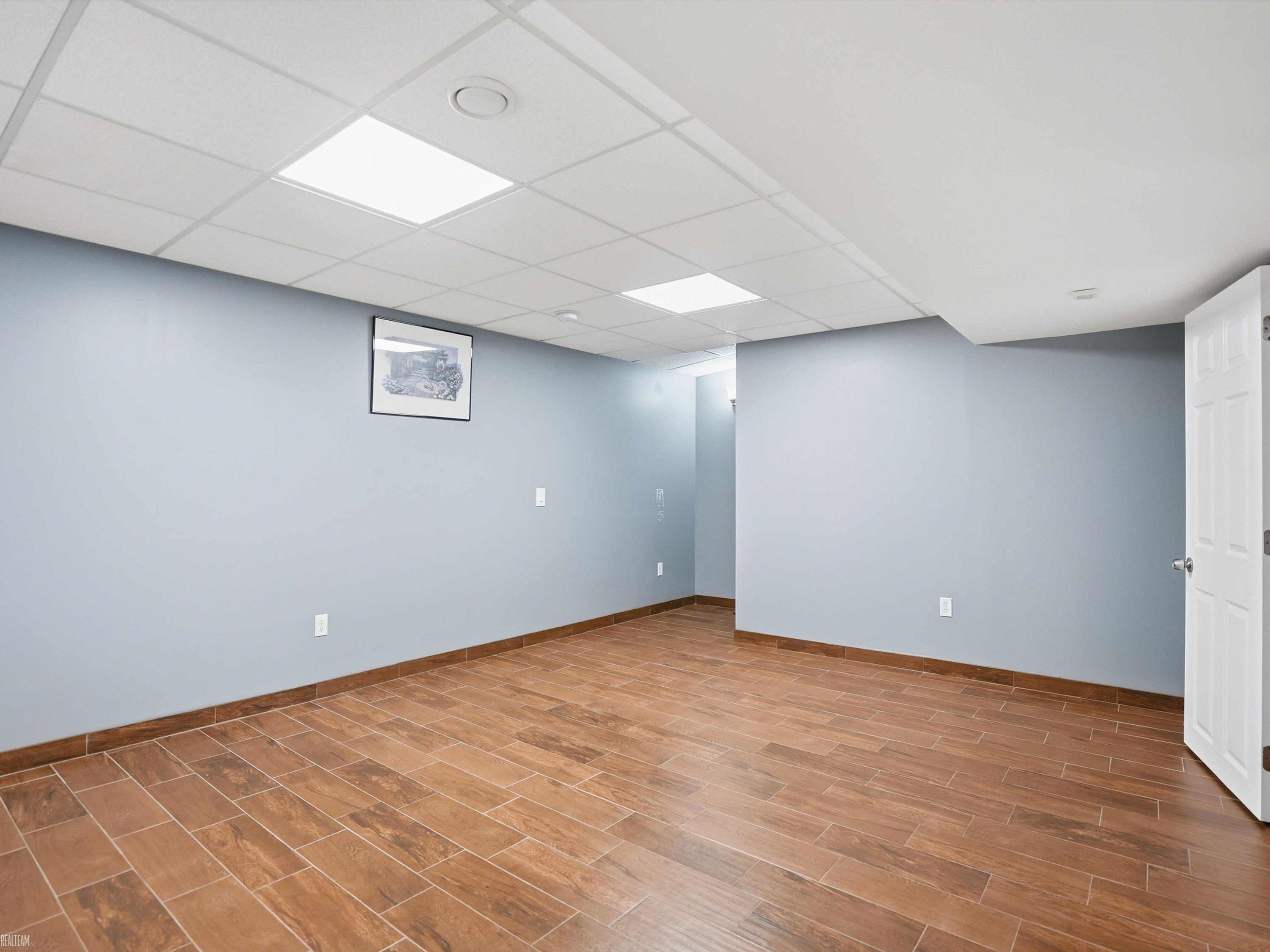 506 W Woodside Avenue, Madison Heights, MI 48071 — Photo 37