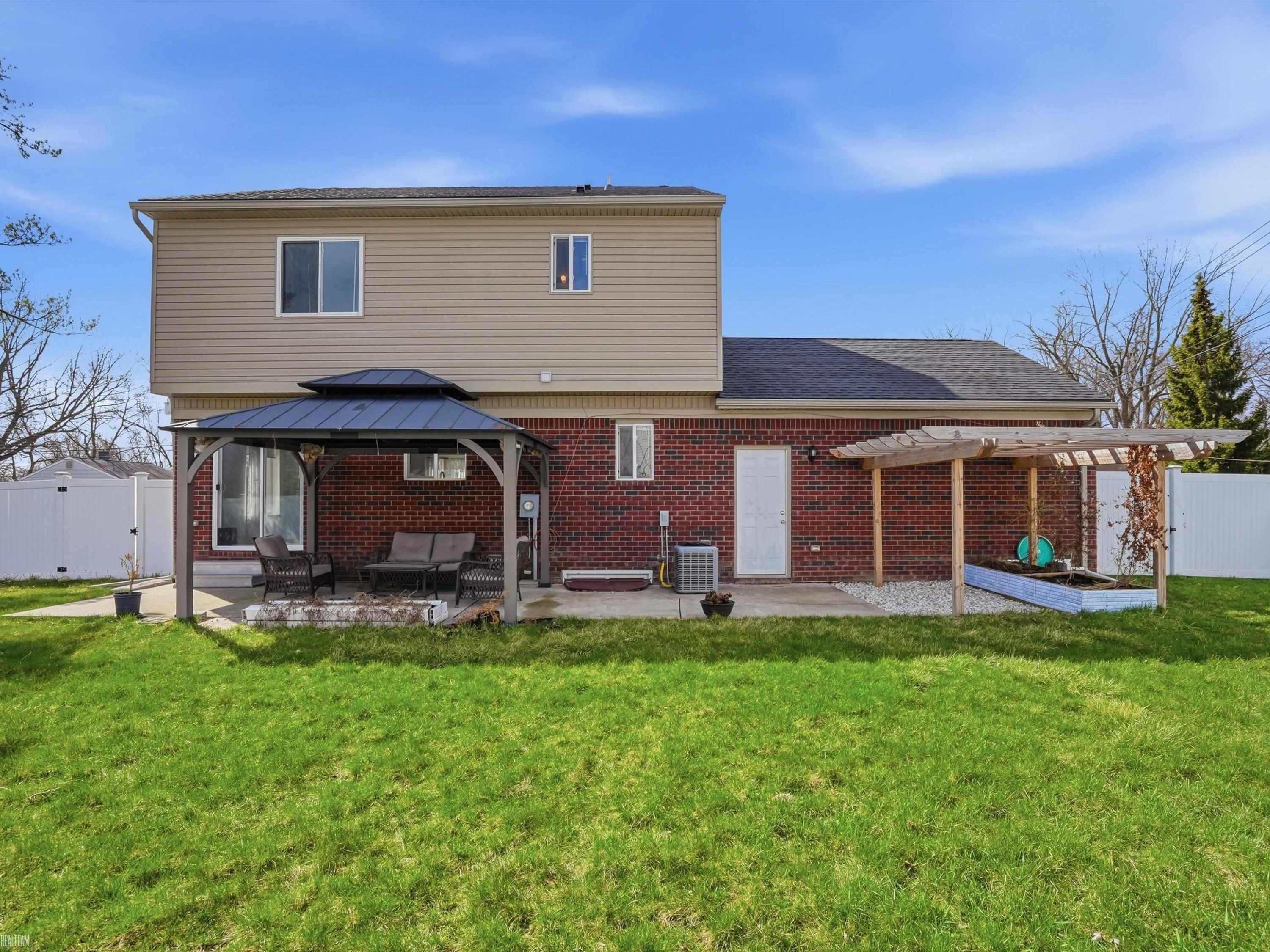 506 W Woodside Avenue, Madison Heights, MI 48071 — Photo 44