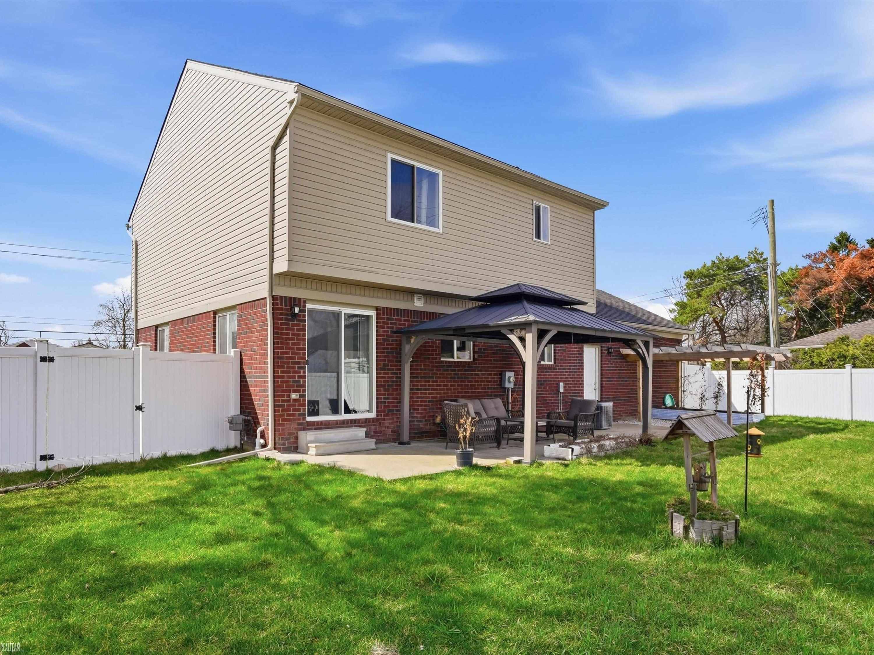 506 W Woodside Avenue, Madison Heights, MI 48071 — Photo 45