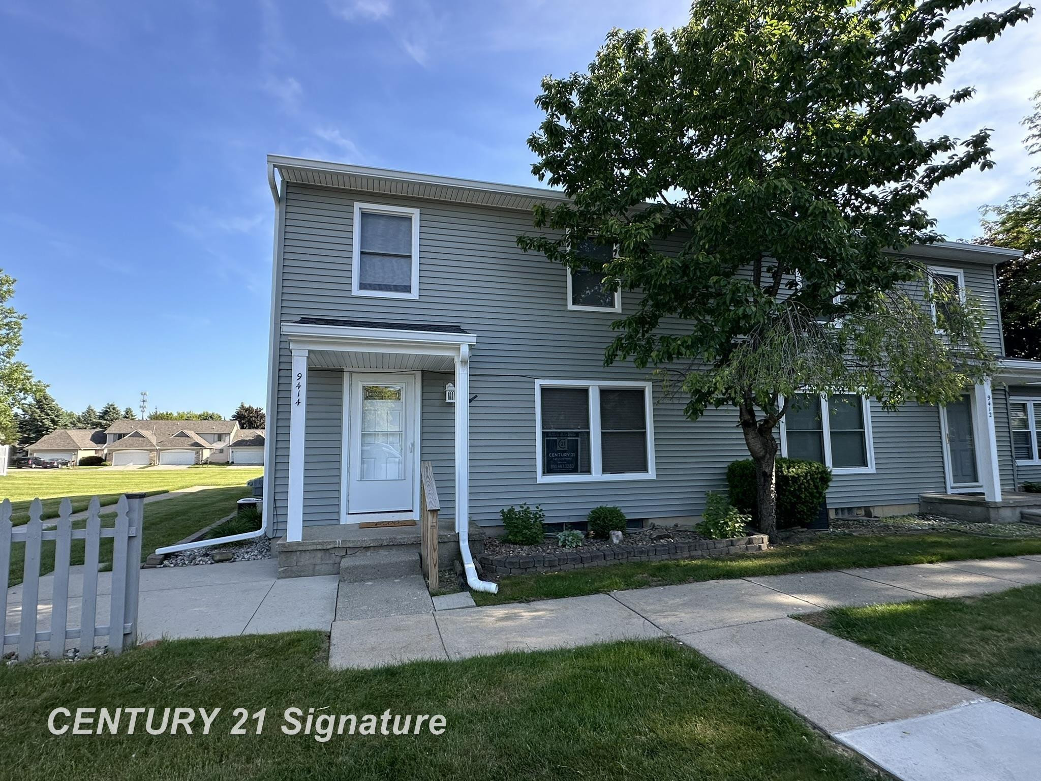 9414 Parkwood Drive, Davison, MI 48423 — front exterior