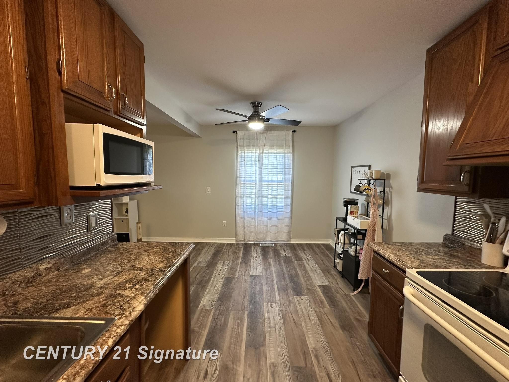 9414 Parkwood Drive, Davison, MI 48423 — Photo 5