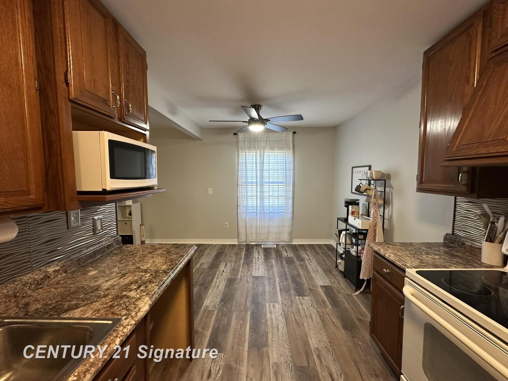 9414 Parkwood Drive, Davison, MI 48423 — Photo 27