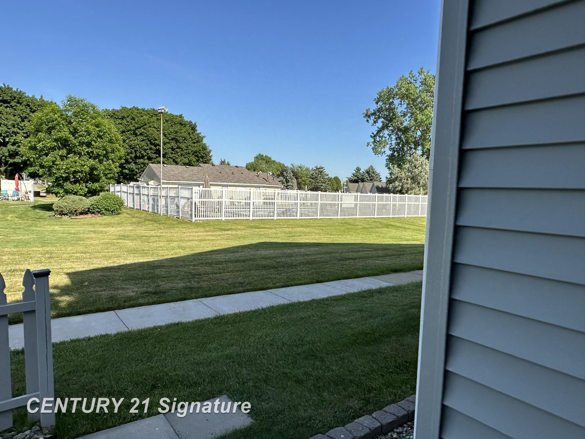 9414 Parkwood Drive, Davison, MI 48423 — Photo 34