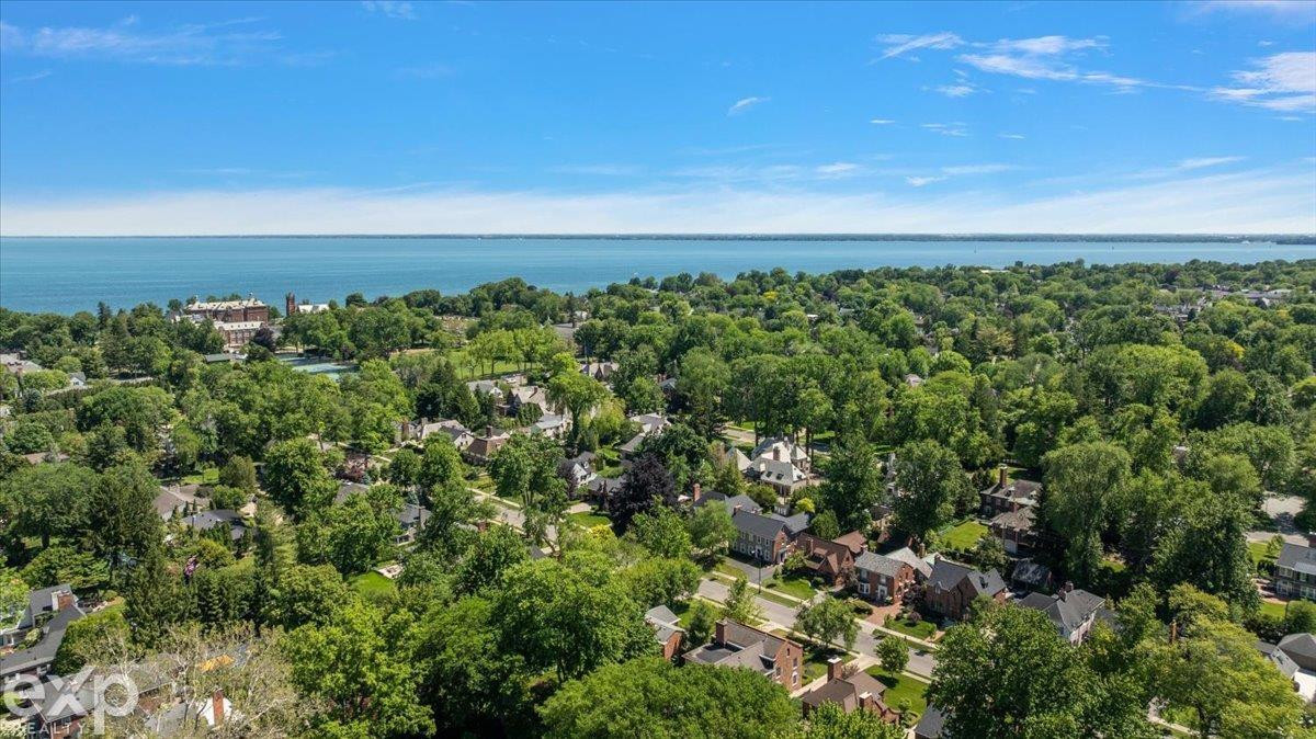 100 Moran Road, Grosse Pointe Farms, MI 48236 — Photo 23