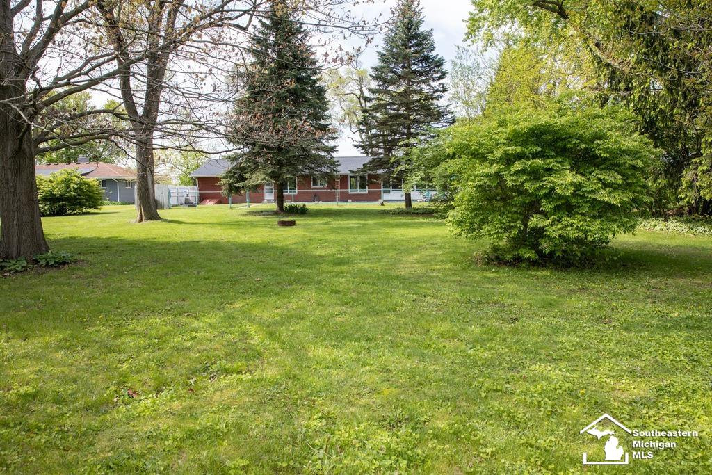 4666 E Dunbar Rd Road, Monroe, MI 48161 — Photo 4