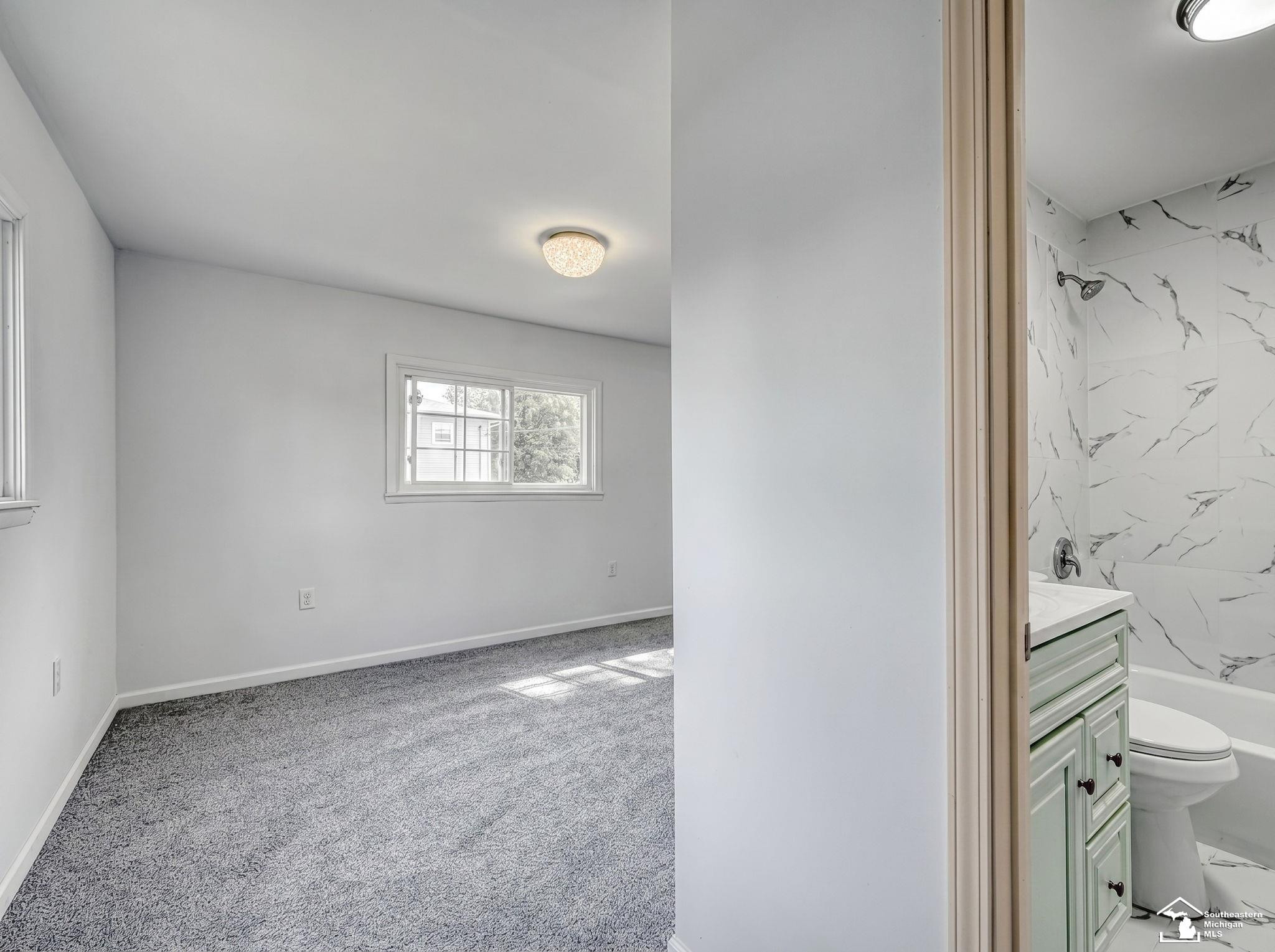 8237 Lewis Avenue, Temperance, MI 48182 — Photo 17