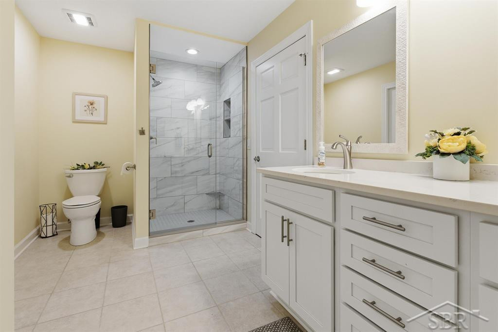 4984 Dunbar Court, Gladwin, MI 48624 — Photo 27