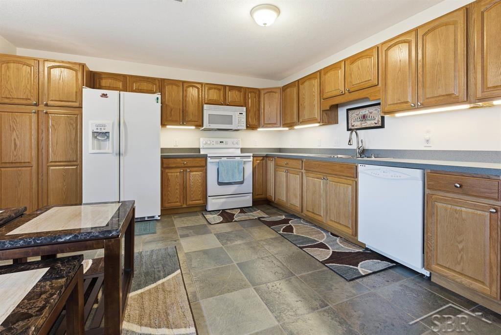 4984 Dunbar Court, Gladwin, MI 48624 — Photo 40