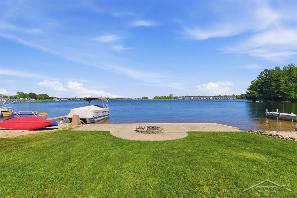 4984 Dunbar Court, Gladwin, MI 48624 — Photo 56