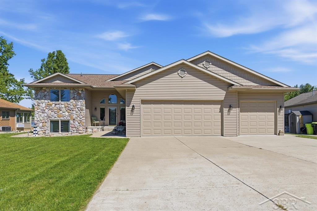 4984 Dunbar Court, Gladwin, MI 48624 — Photo 64