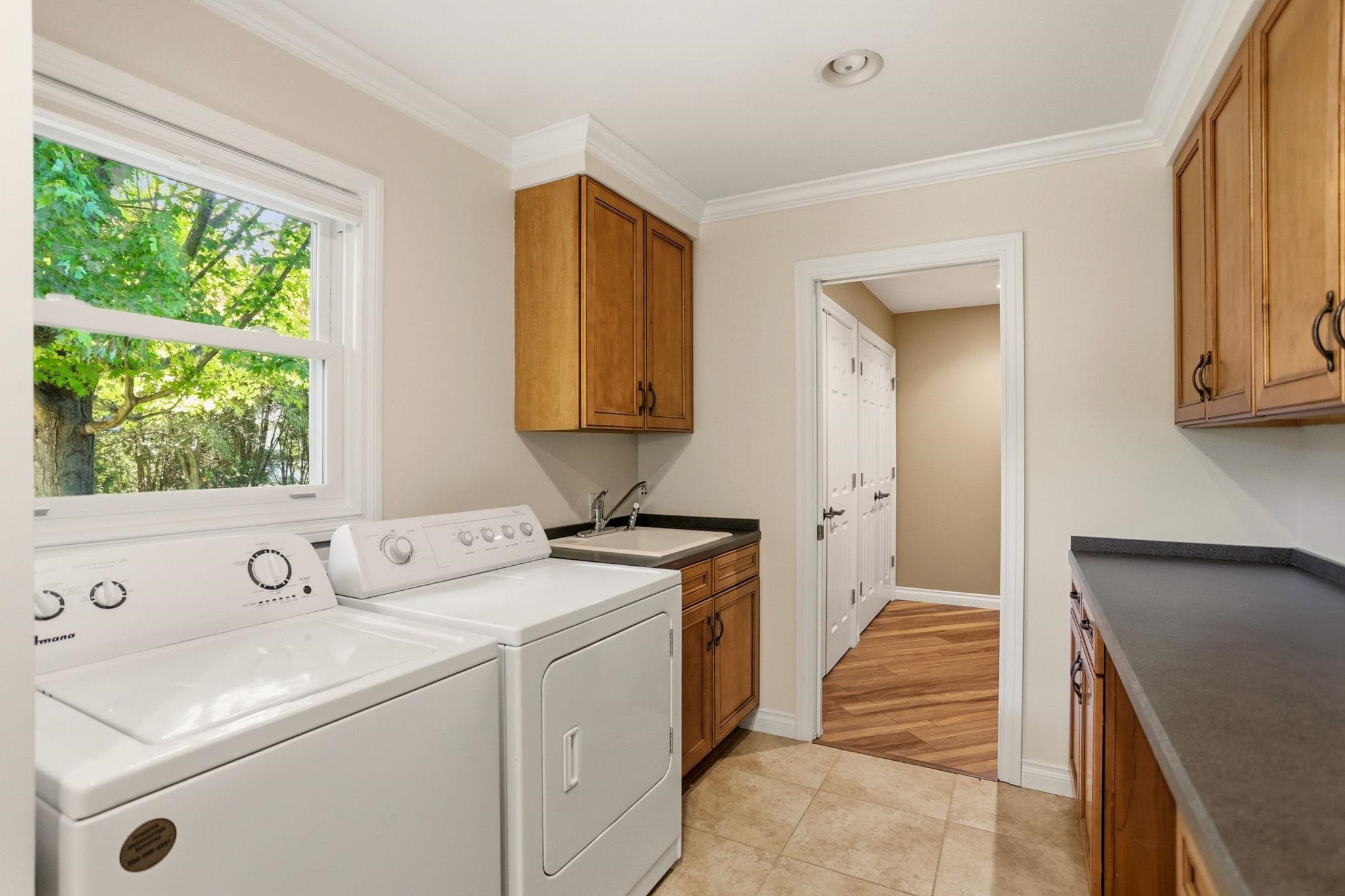 934 Eastgate Court, Frankenmuth, MI 48734 — Photo 44
