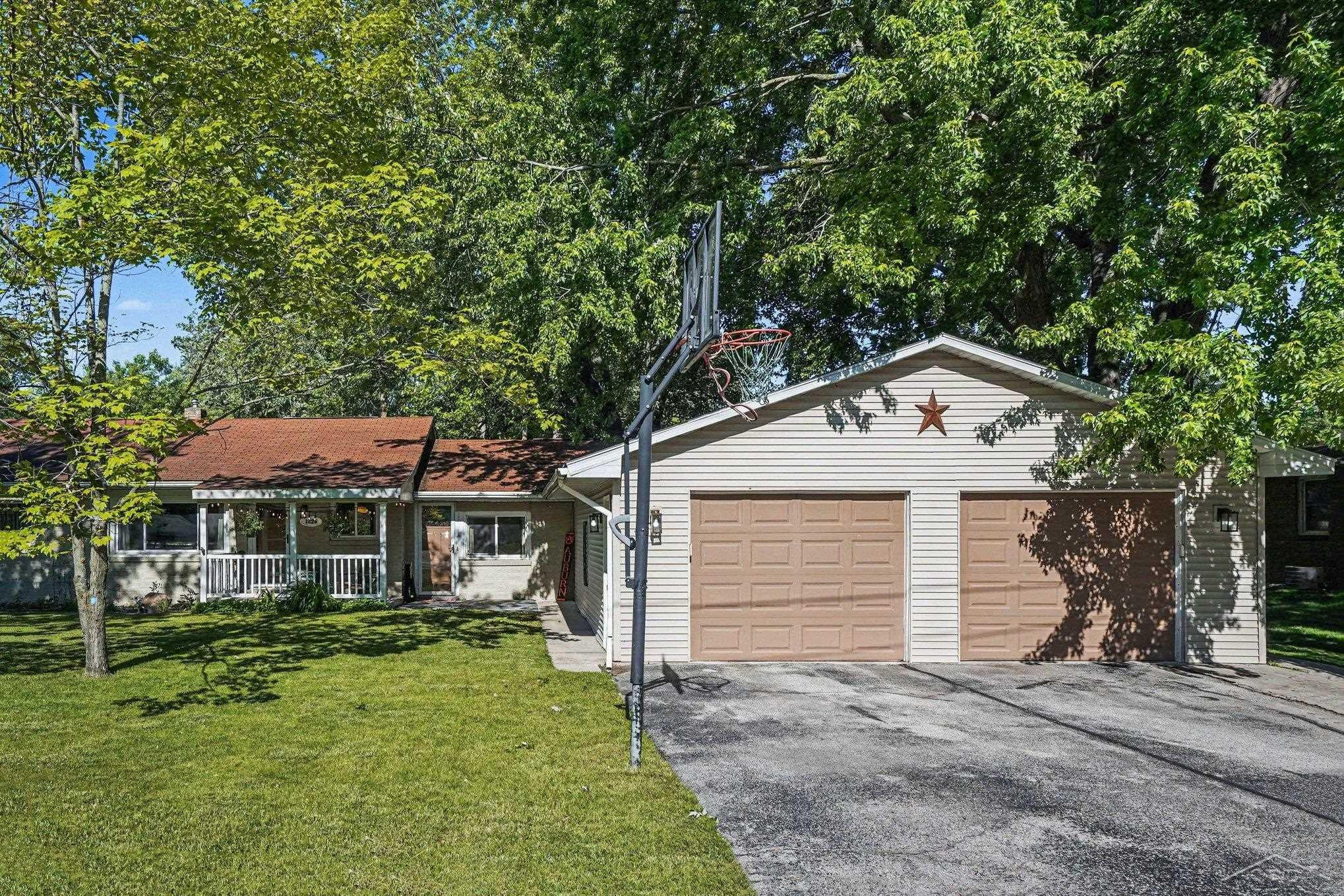1225 Harding Road, Essexville, MI 48732 — Photo 2