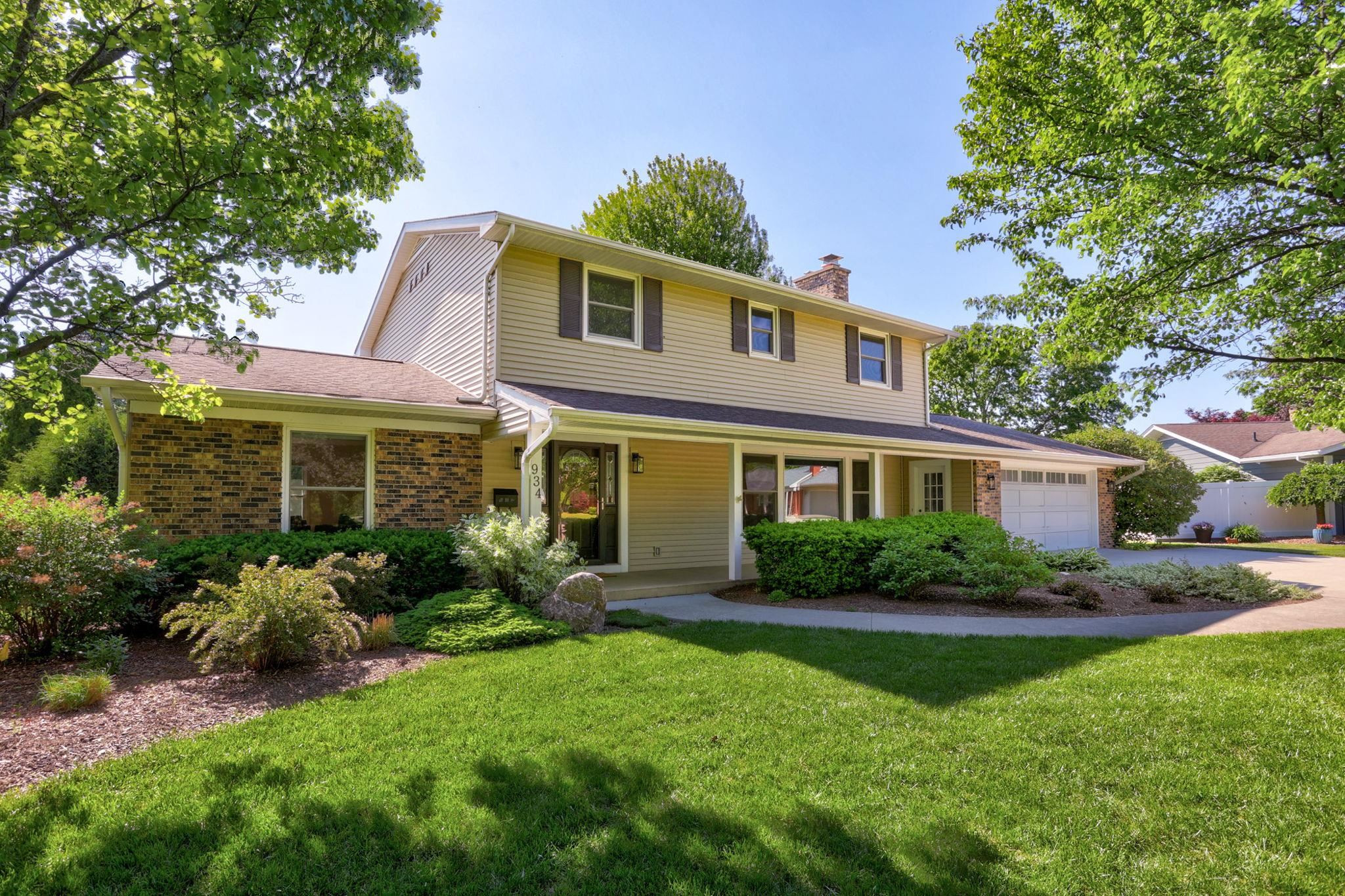 934 Eastgate Court, Frankenmuth, MI 48734 — Photo 3