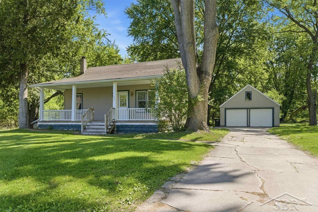 801 Atwell Street, Midland, MI 48640 — front exterior