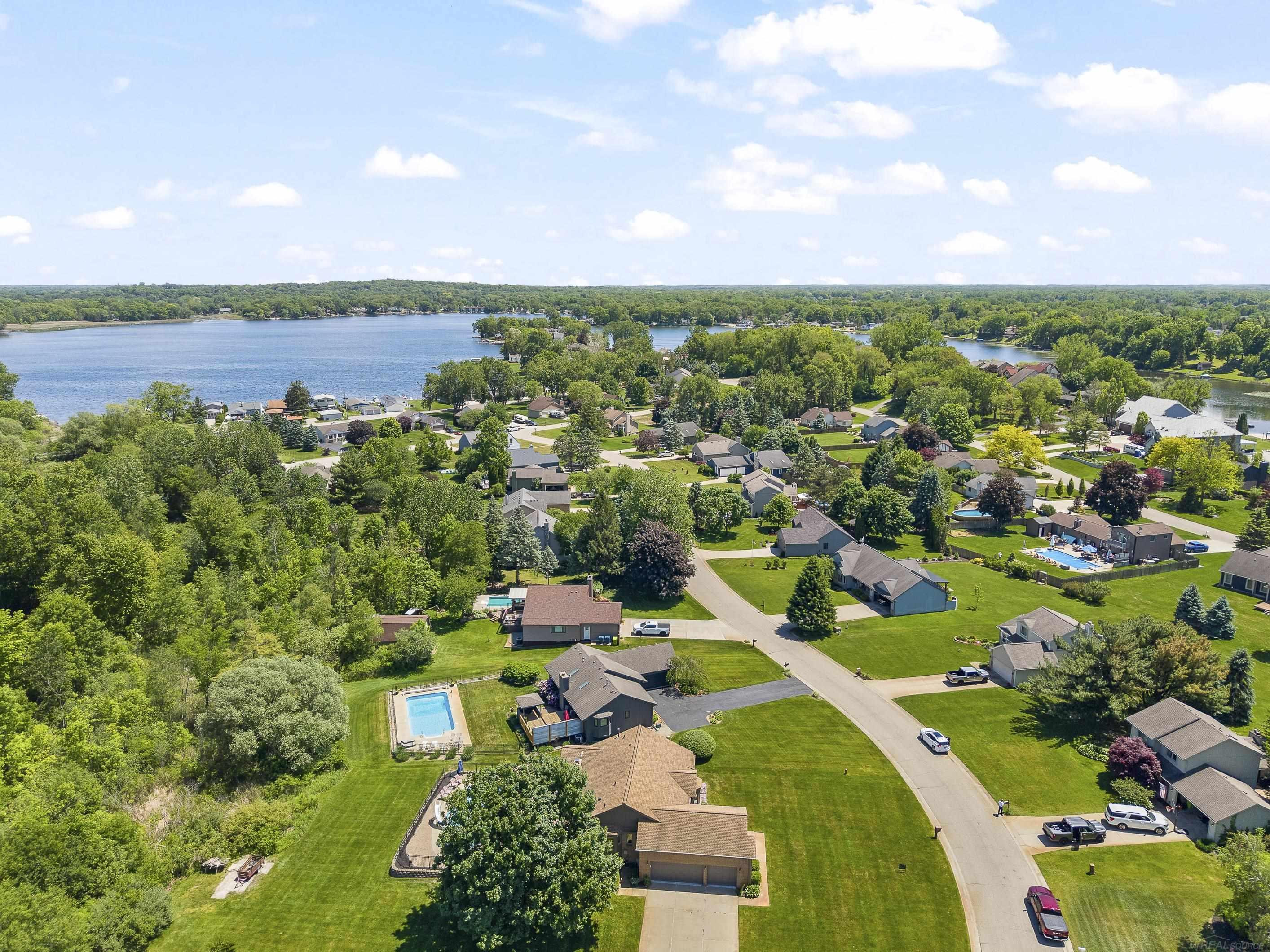 10690 OXBOW HEIGHTS Drive, White Lake, MI — Photo 47