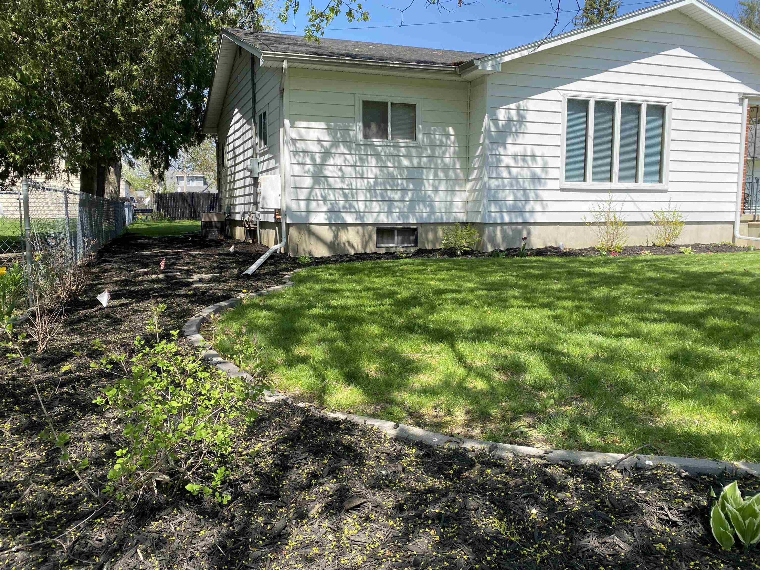 534 Ament Street, Owosso, MI 48867 — Photo 8