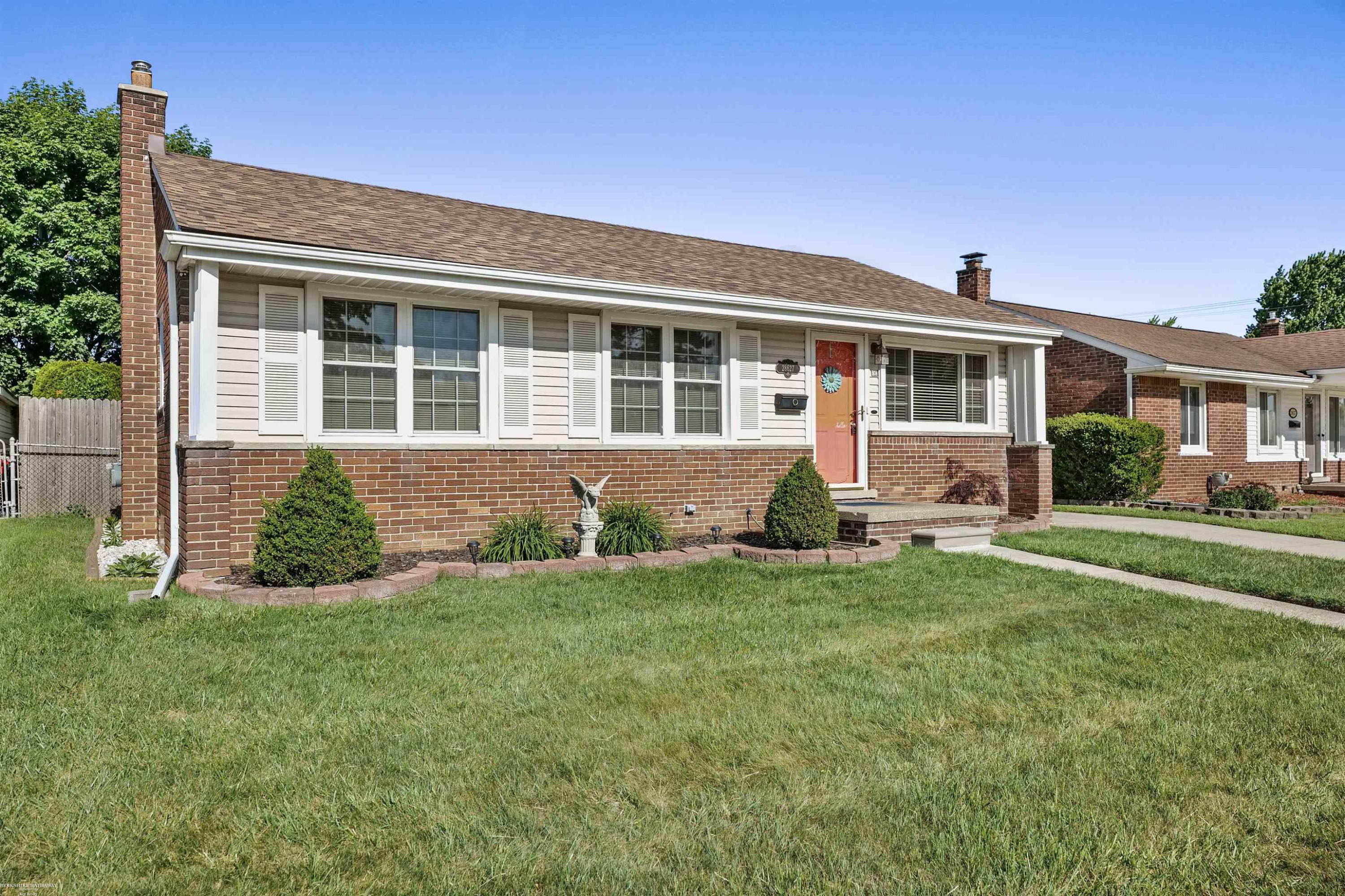 28627 Bohn Street, Roseville, MI 48066 — Photo 3