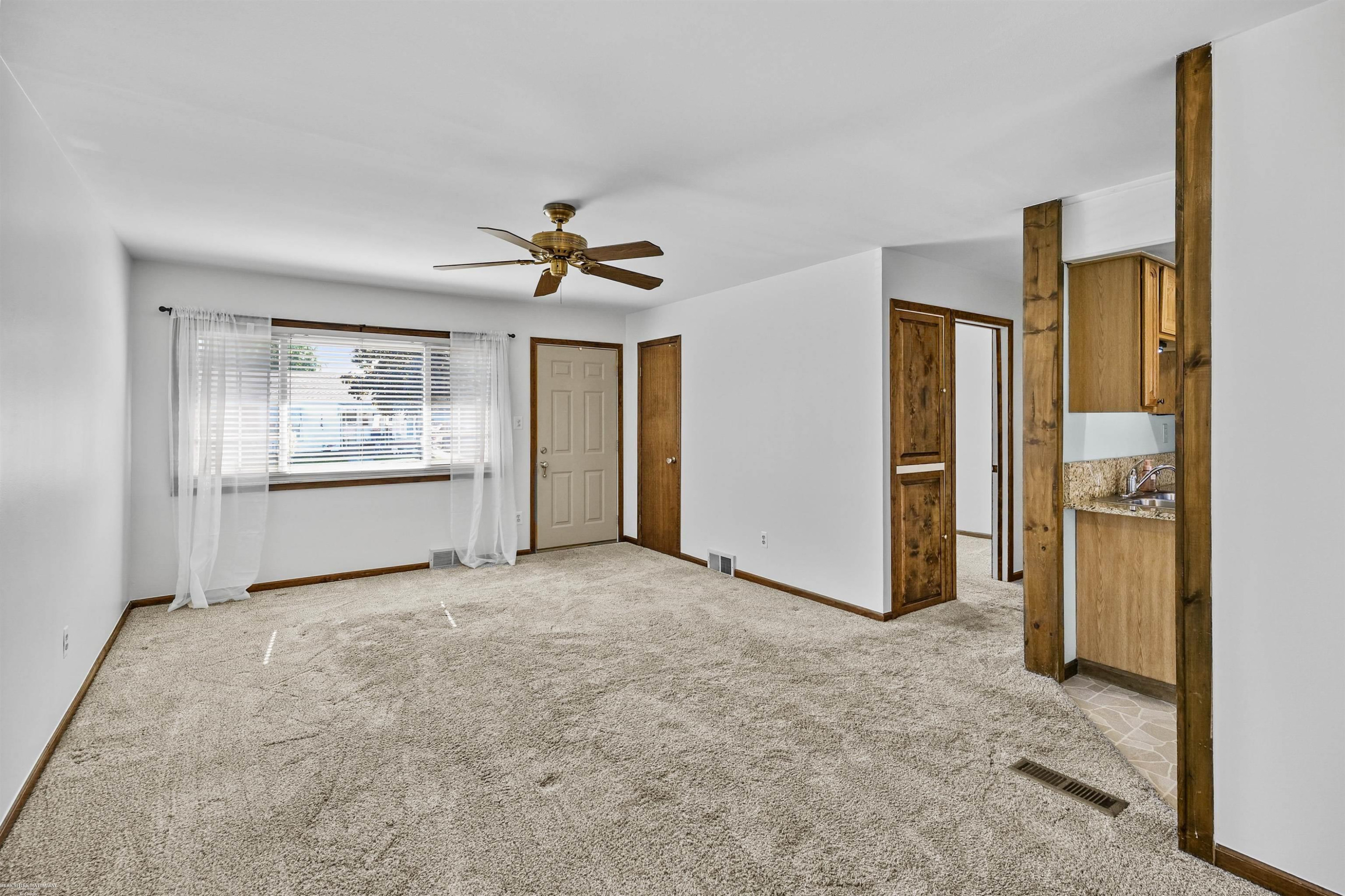 28627 Bohn Street, Roseville, MI 48066 — Photo 4