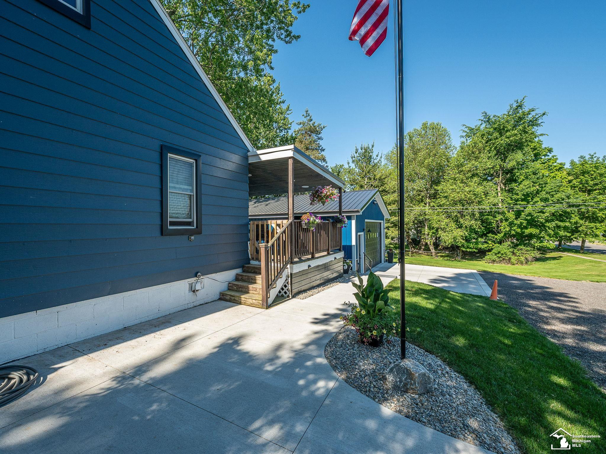 701 S Adrian Street, Tecumseh, MI 49286 — Photo 27