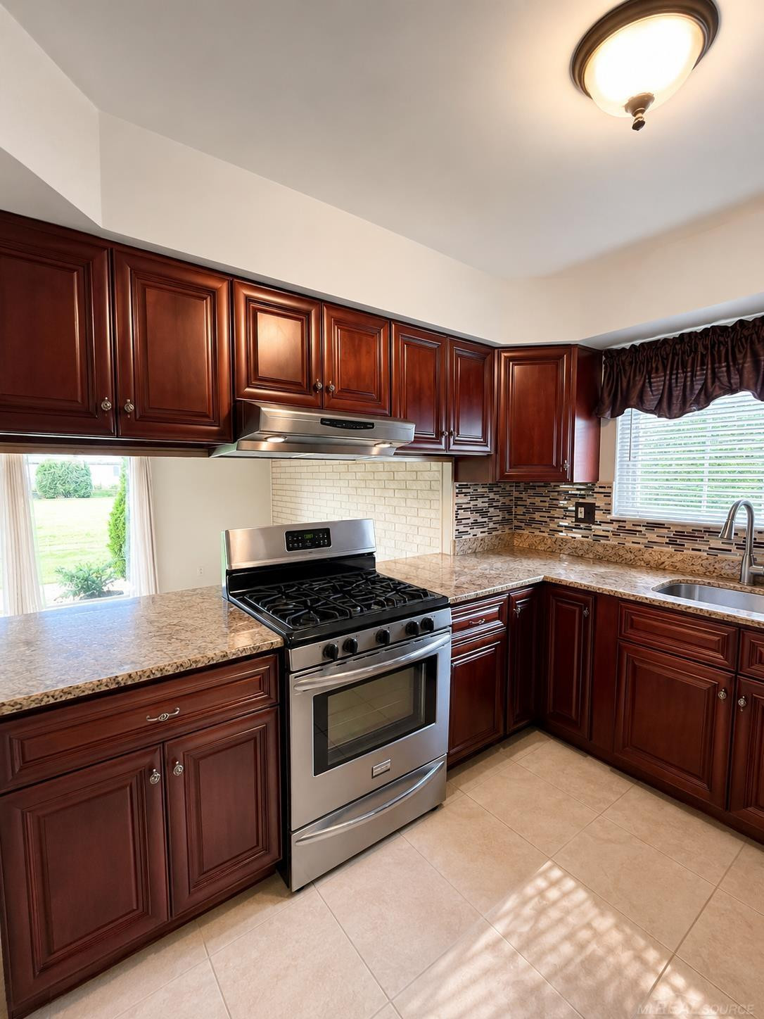 27344 Michele Street, Dearborn Heights, MI 48127 — Photo 18