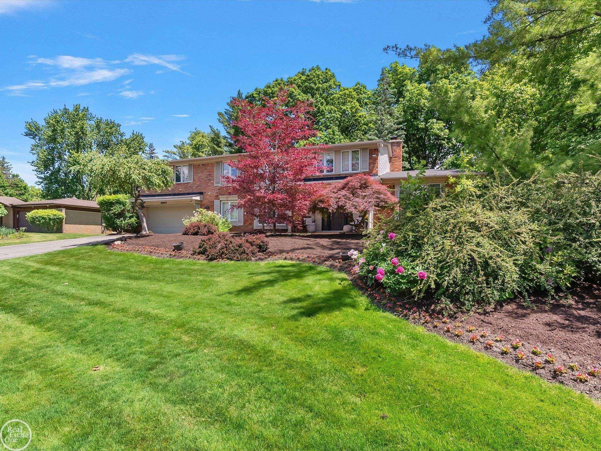 4547 Valleyview Drive, West Bloomfield, MI 48323 — Photo 3