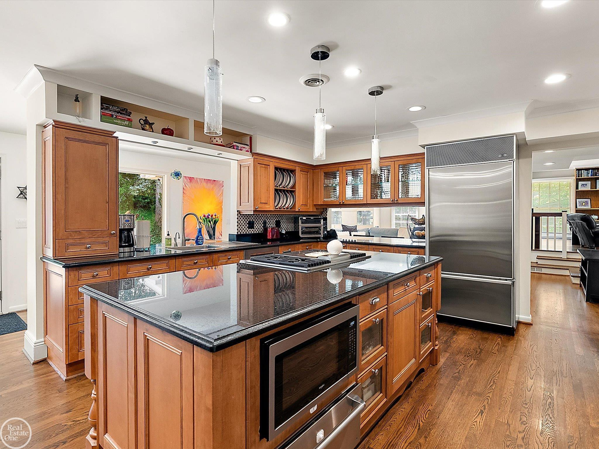 4547 Valleyview Drive, West Bloomfield, MI 48323 — Photo 15