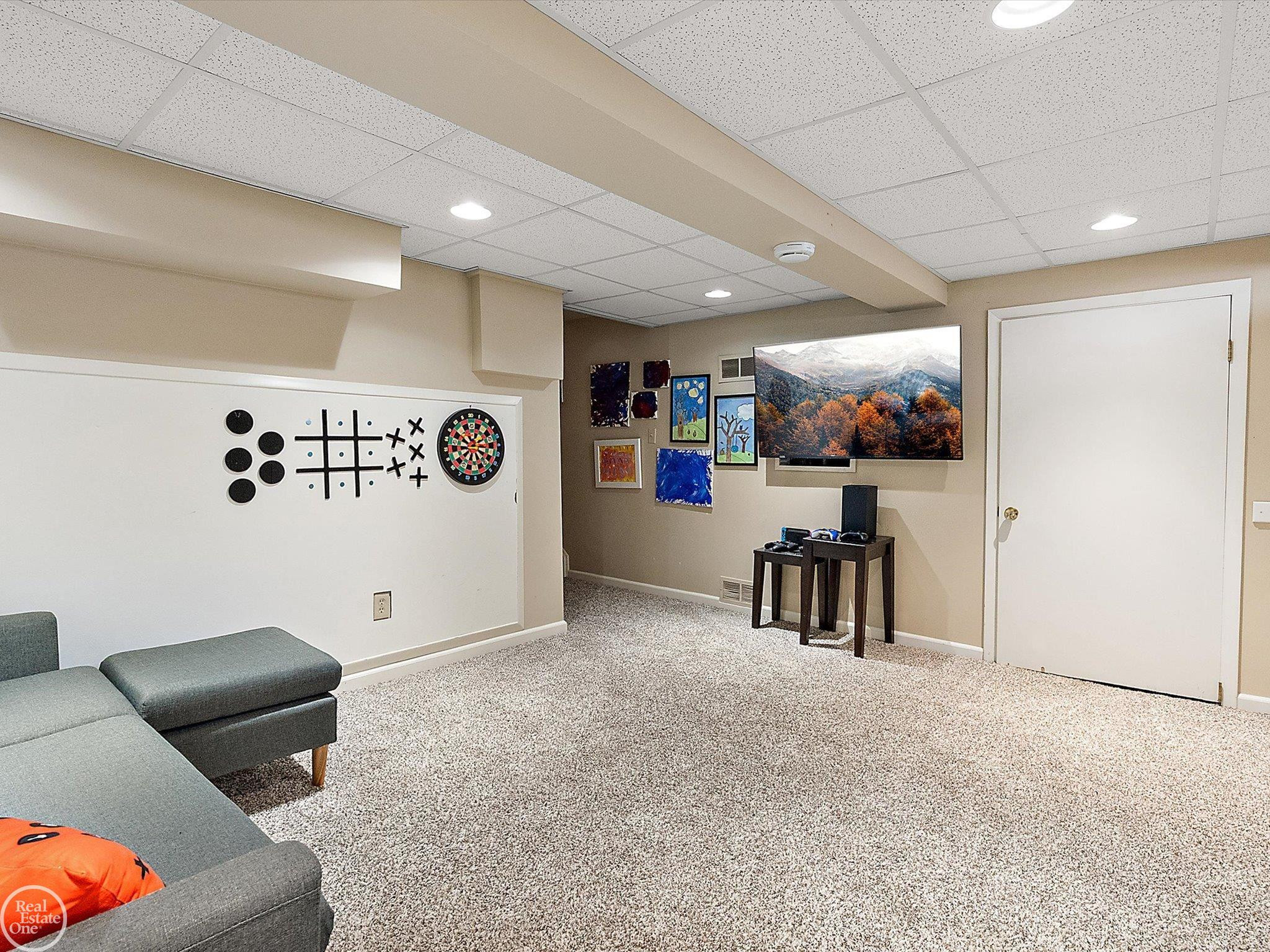 4547 Valleyview Drive, West Bloomfield, MI 48323 — Photo 43