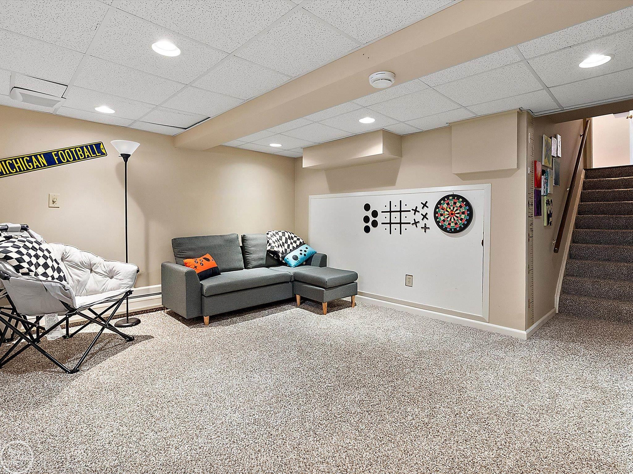 4547 Valleyview Drive, West Bloomfield, MI 48323 — Photo 44