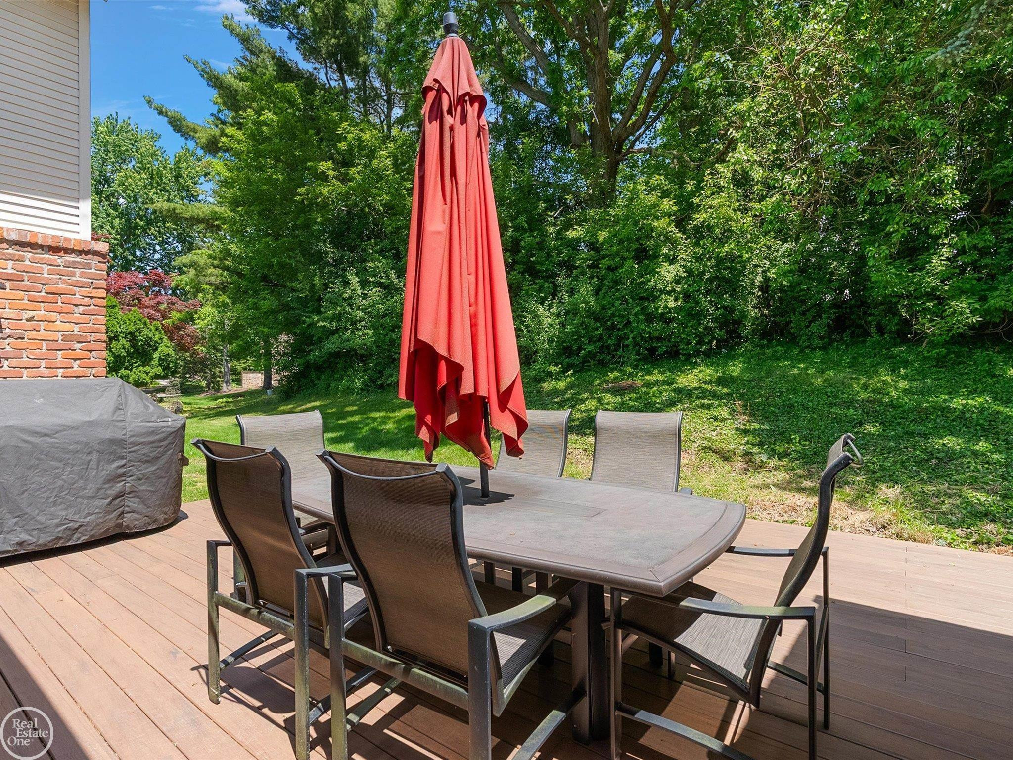 4547 Valleyview Drive, West Bloomfield, MI 48323 — Photo 50