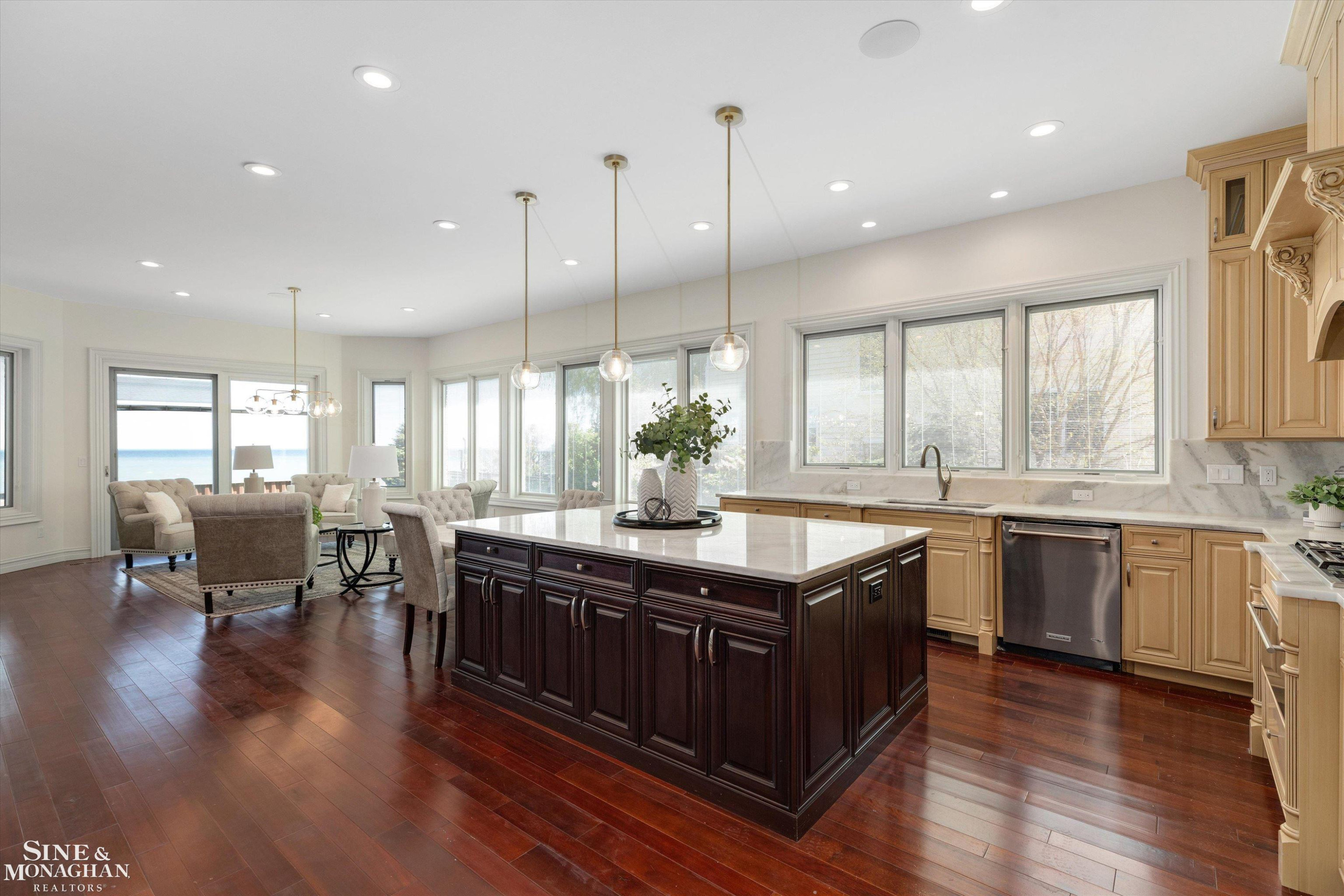 28908 Jefferson Avenue, Saint Clair Shores, MI 48081 — Photo 23