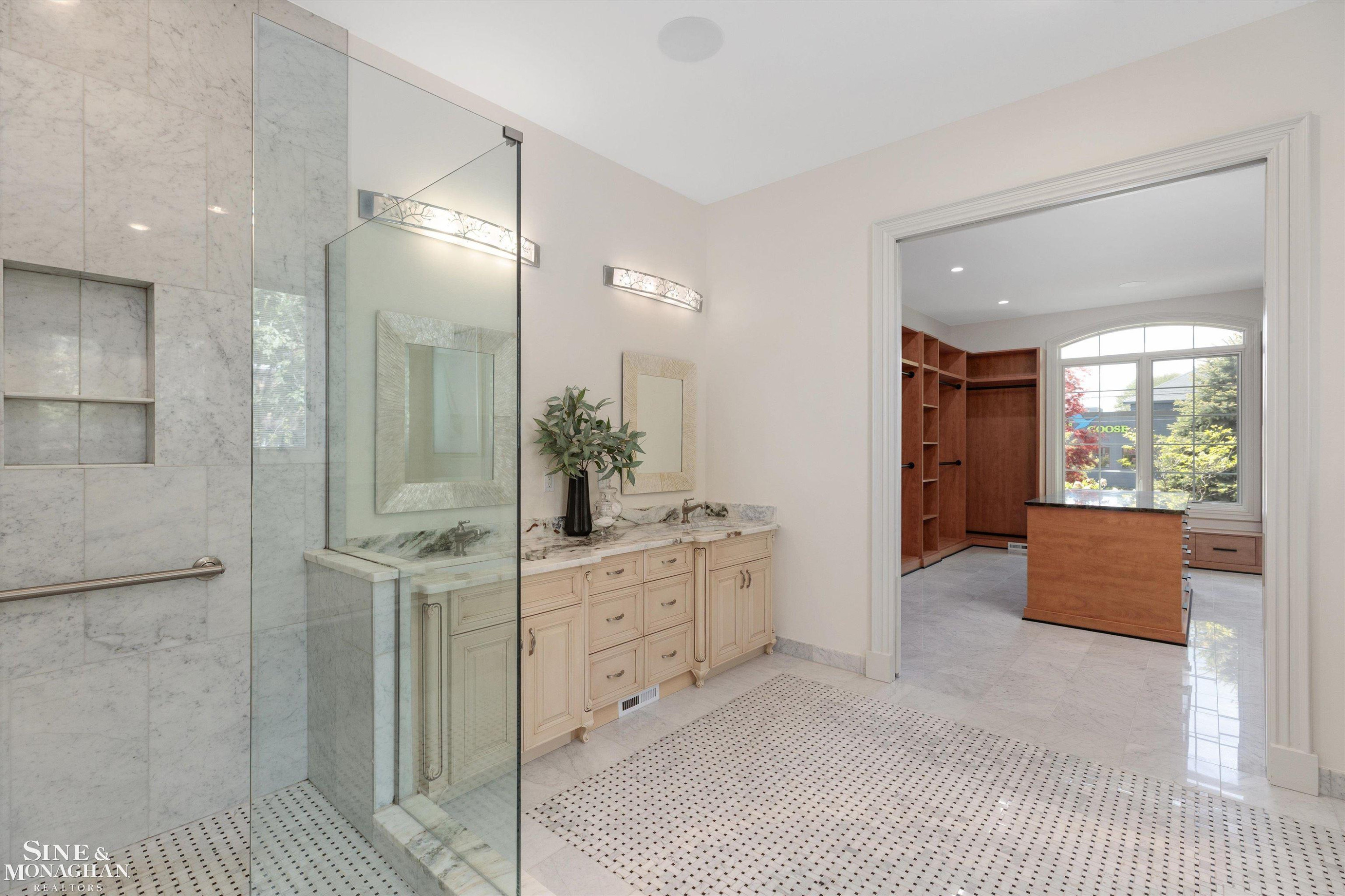 28908 Jefferson Avenue, Saint Clair Shores, MI 48081 — Photo 34