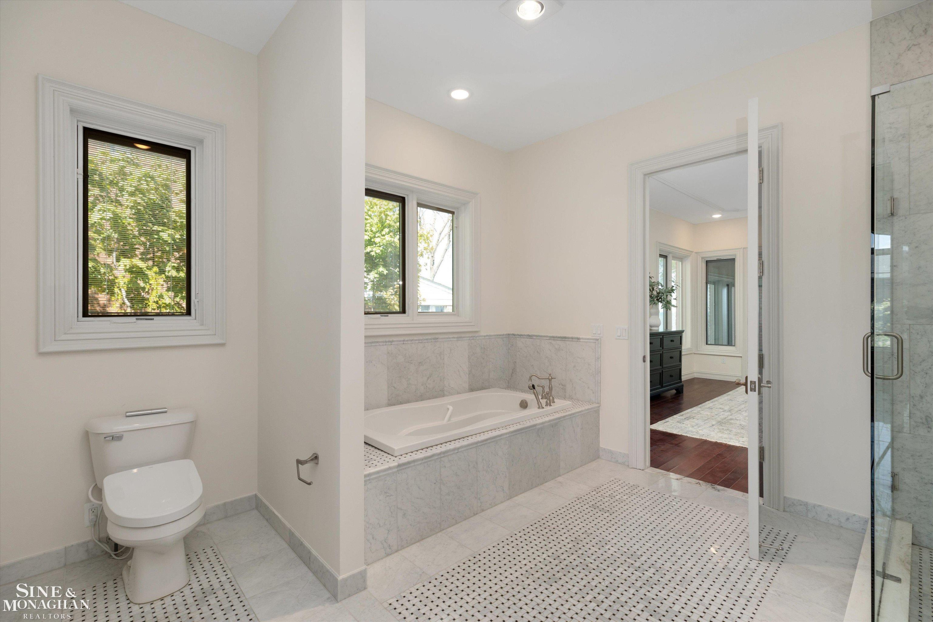 28908 Jefferson Avenue, Saint Clair Shores, MI 48081 — Photo 35
