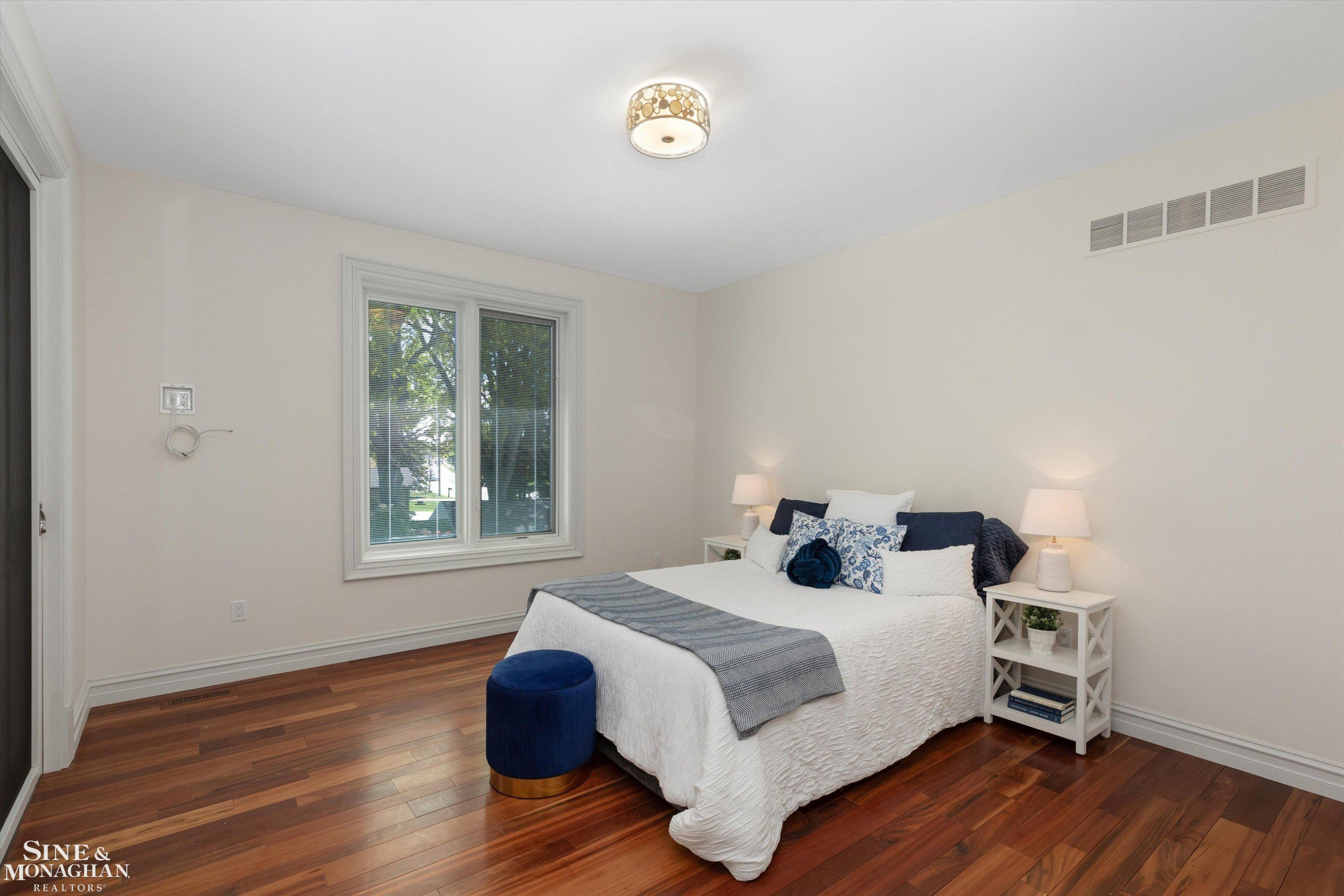 28908 Jefferson Avenue, Saint Clair Shores, MI 48081 — Photo 42