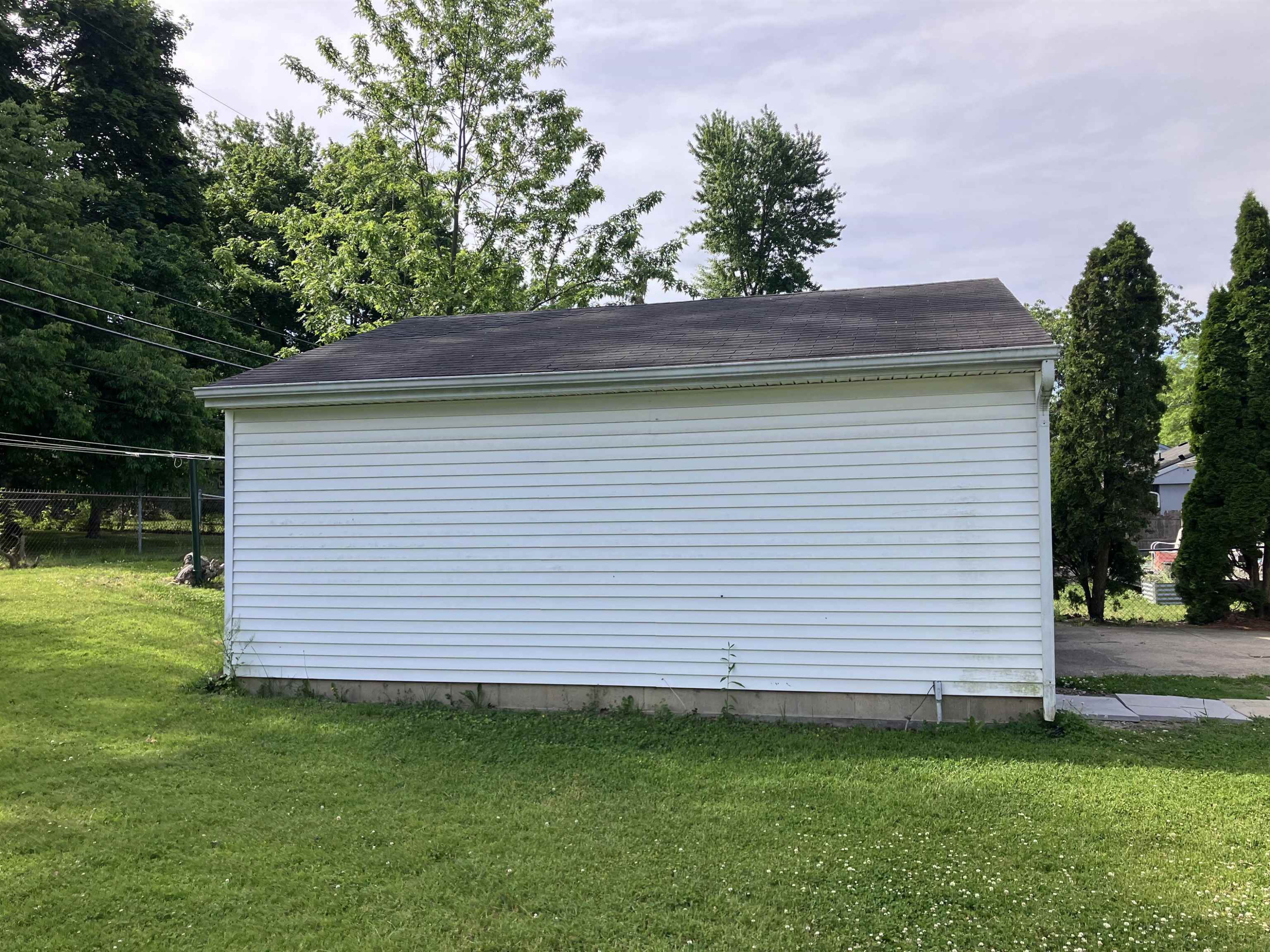 3201 Norwich Road, Lansing, MI 48911 — Photo 6