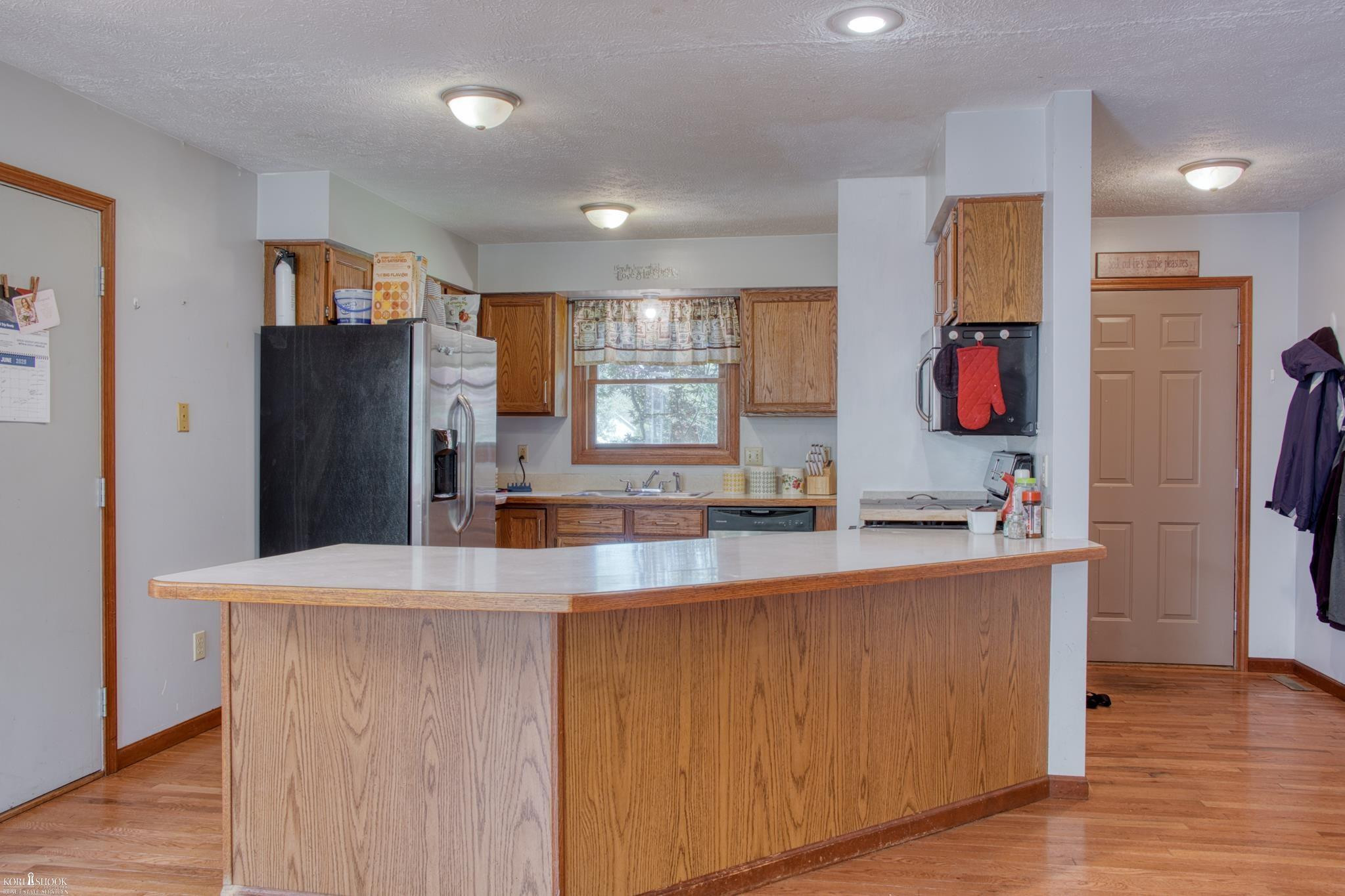3083 Meadow Brook Drive, Owosso, MI 48867 — Photo 2