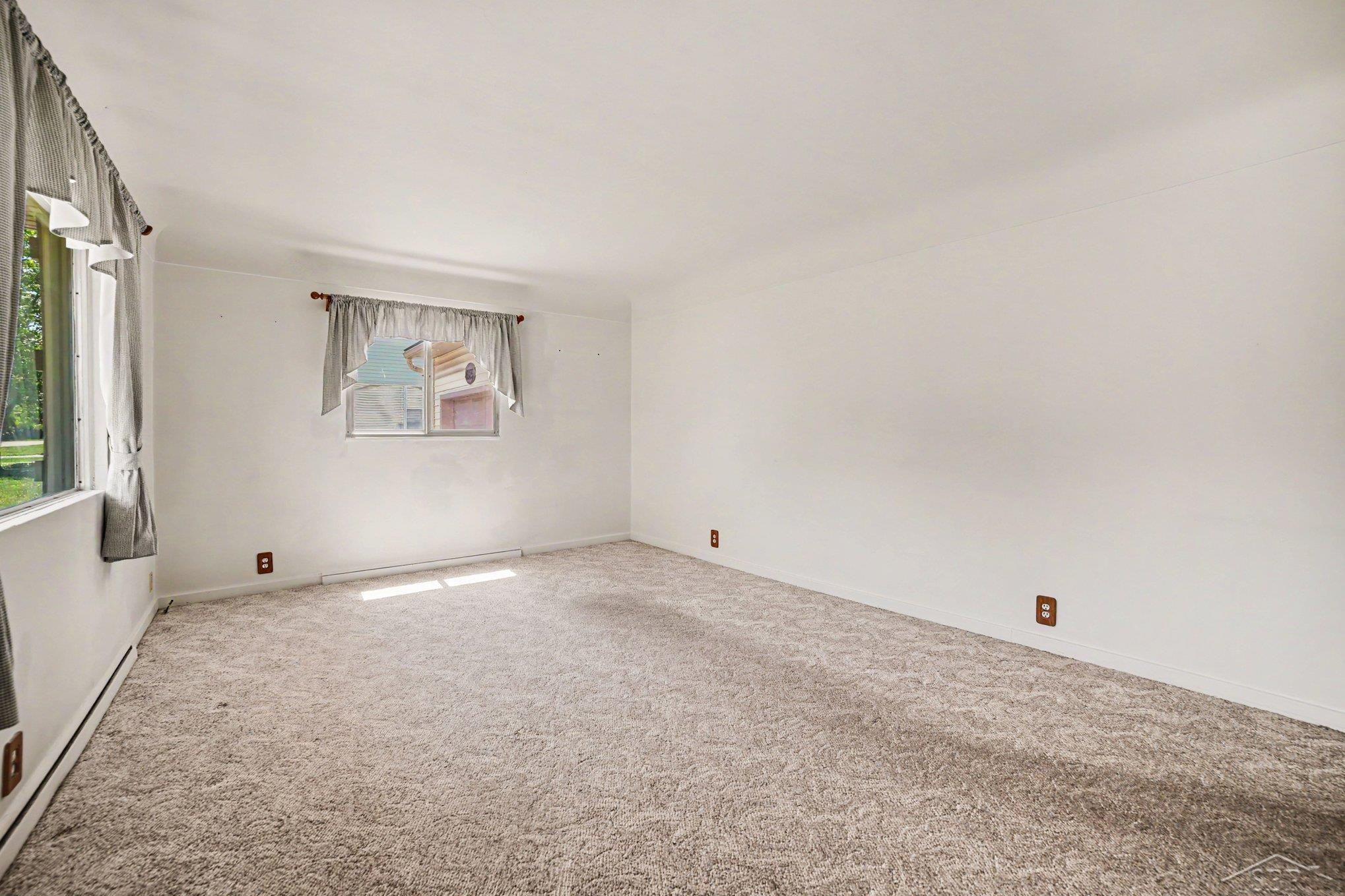 4925 Lorraine Avenue, Saginaw, MI 48604 — Photo 8