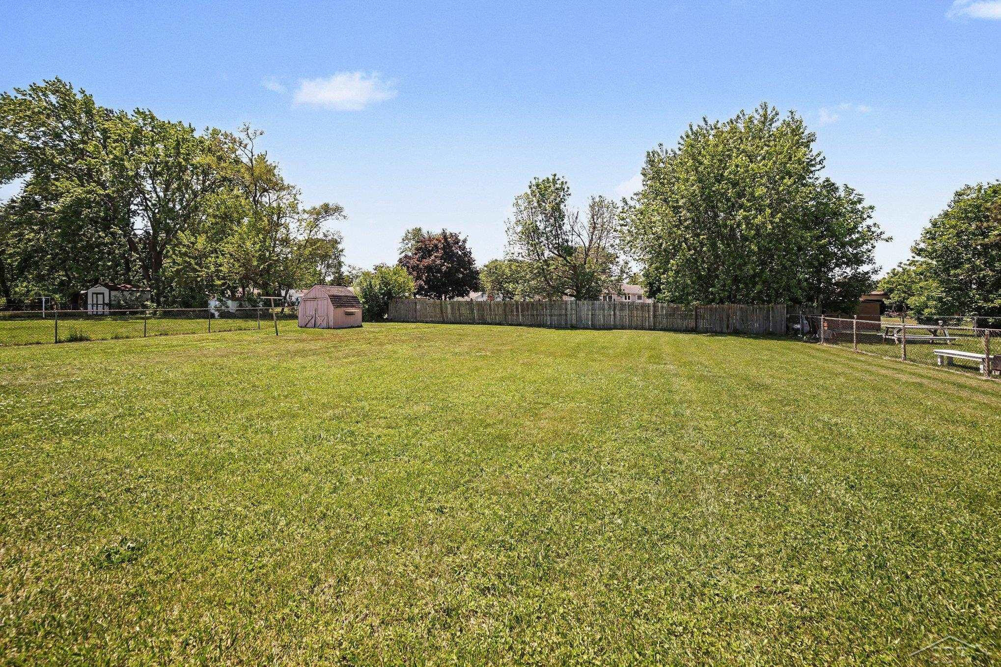 4925 Lorraine Avenue, Saginaw, MI 48604 — Photo 19