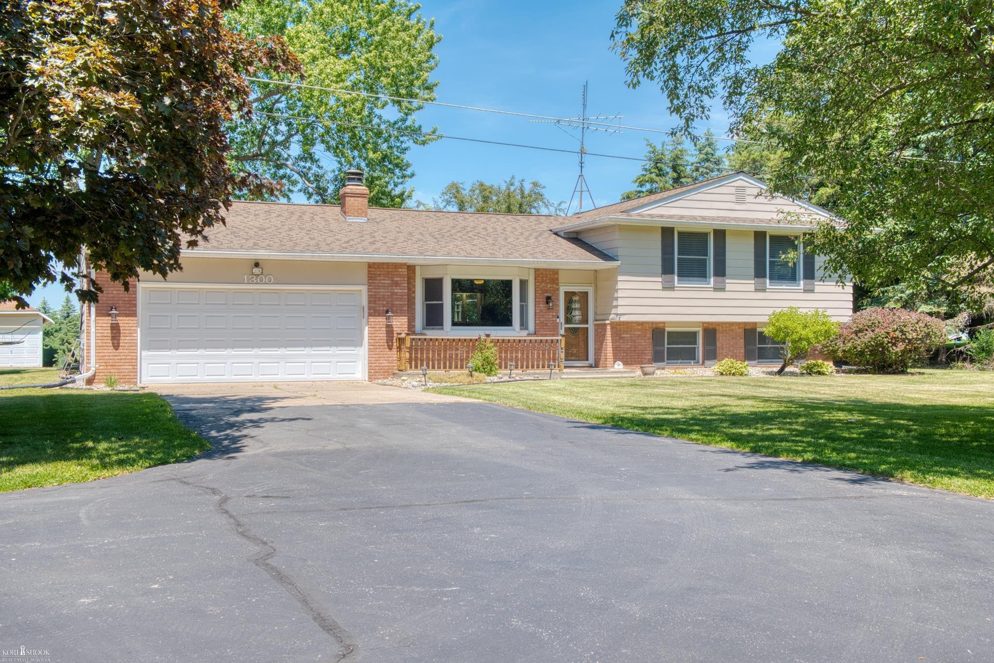 1300 W Hibbard Road, Owosso, MI 48867 — Photo 33