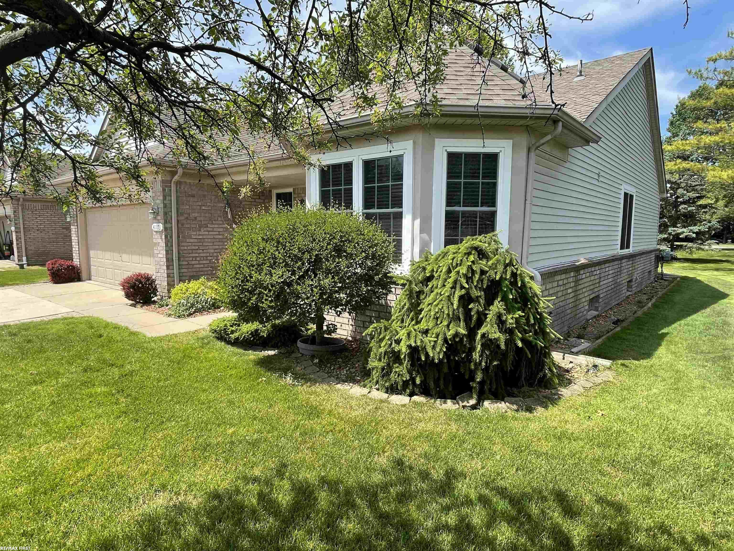 41173 Chancellor Court, Clinton Twp, MI 48038 — Photo 2