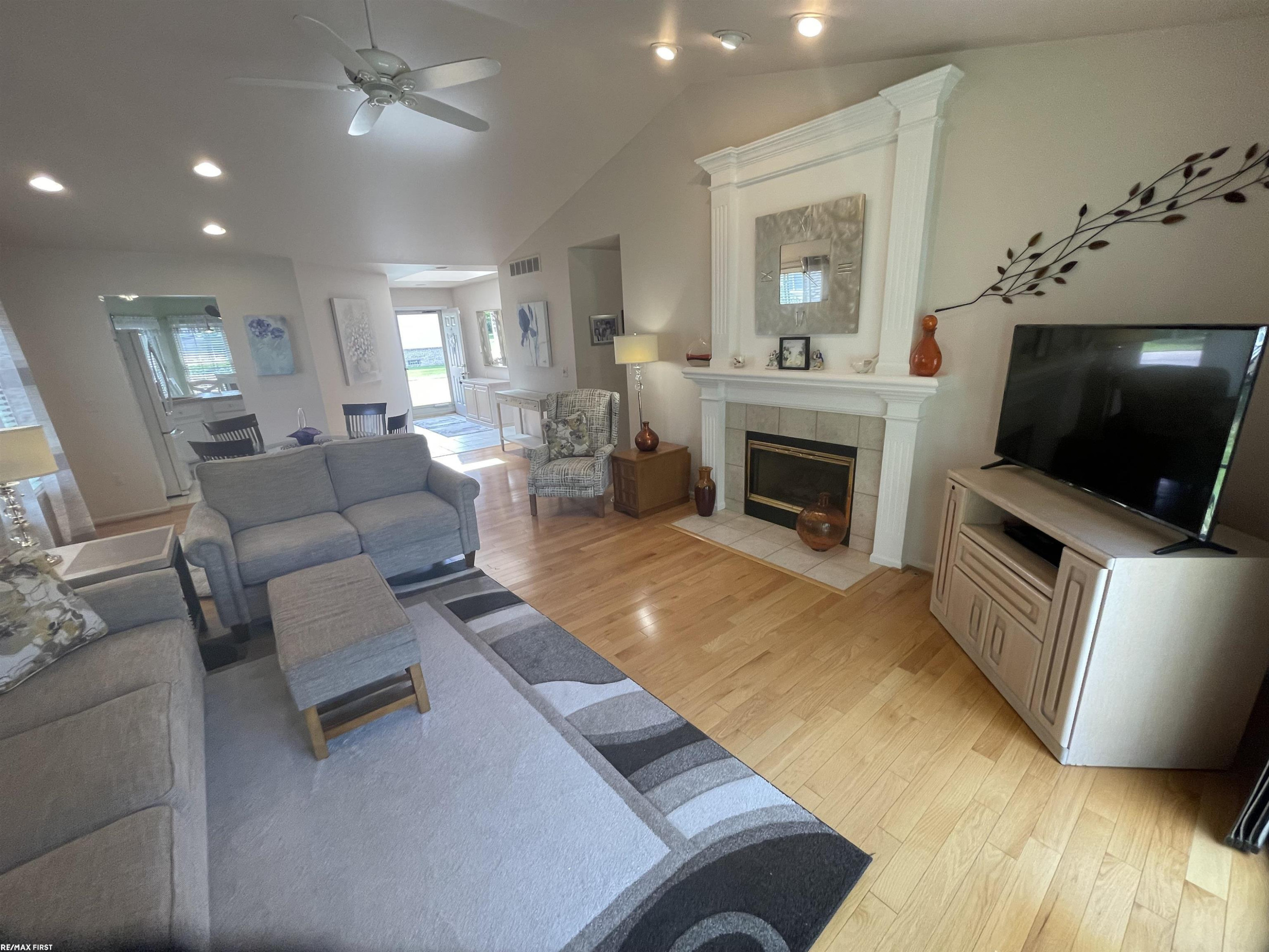 41173 Chancellor Court, Clinton Twp, MI 48038 — Photo 10