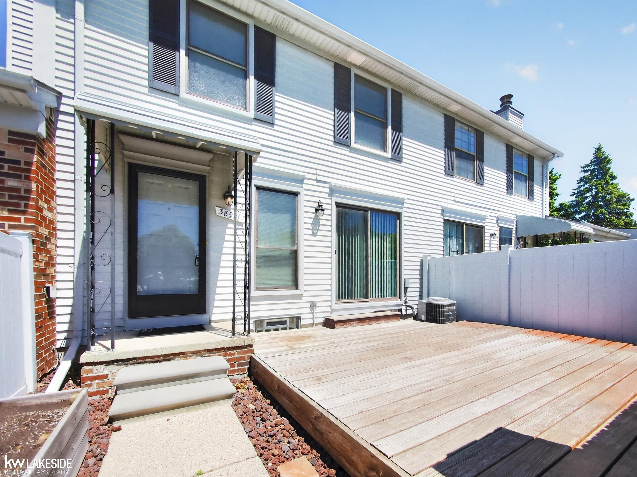 38951 E Golfview Drive, Clinton Twp, MI 48038 — Photo 3